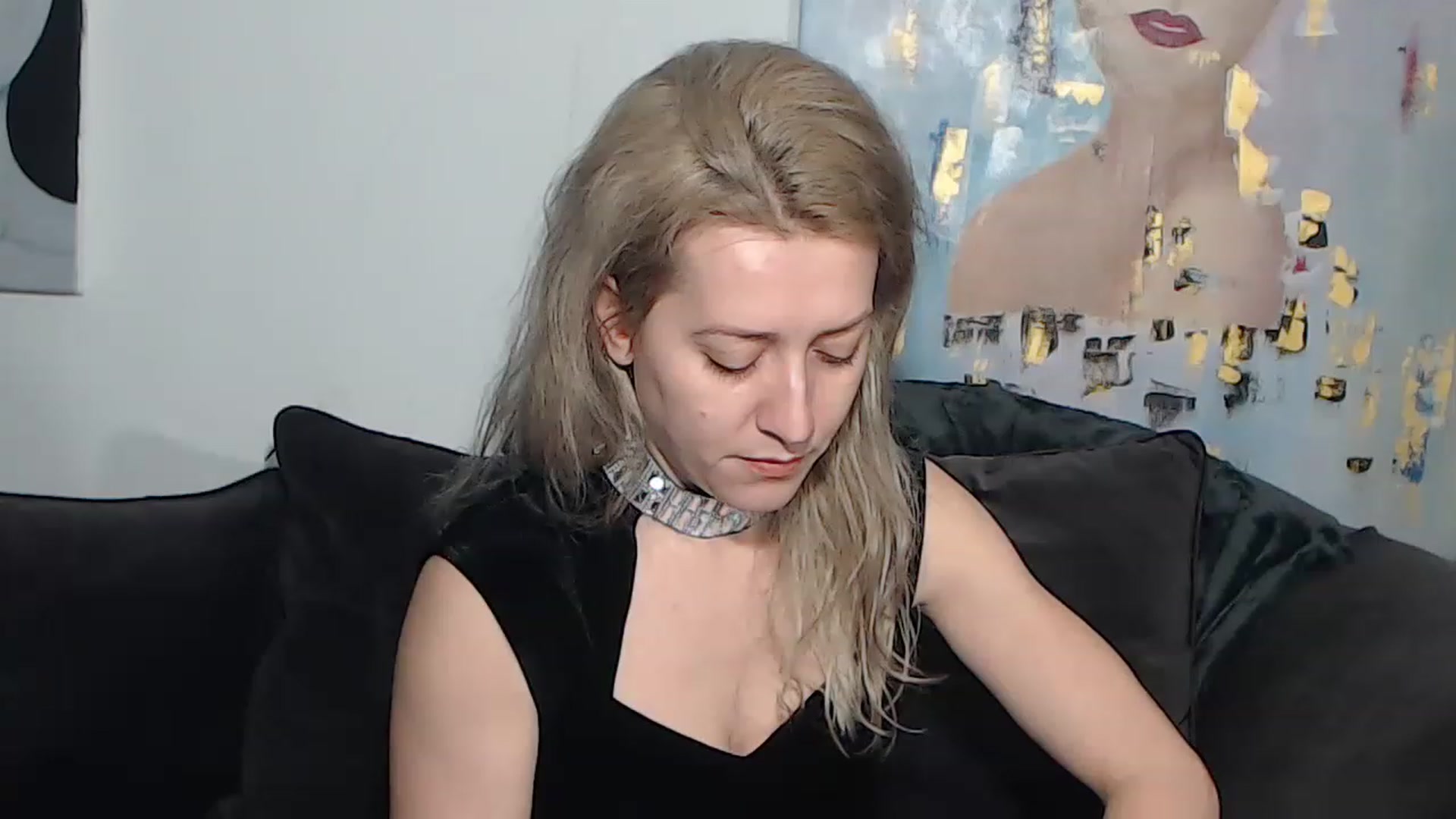 Gallery image thumbnail from RrrBecca's myfreecams stream on, 02/14/2023, 12:29 image 5 of 20