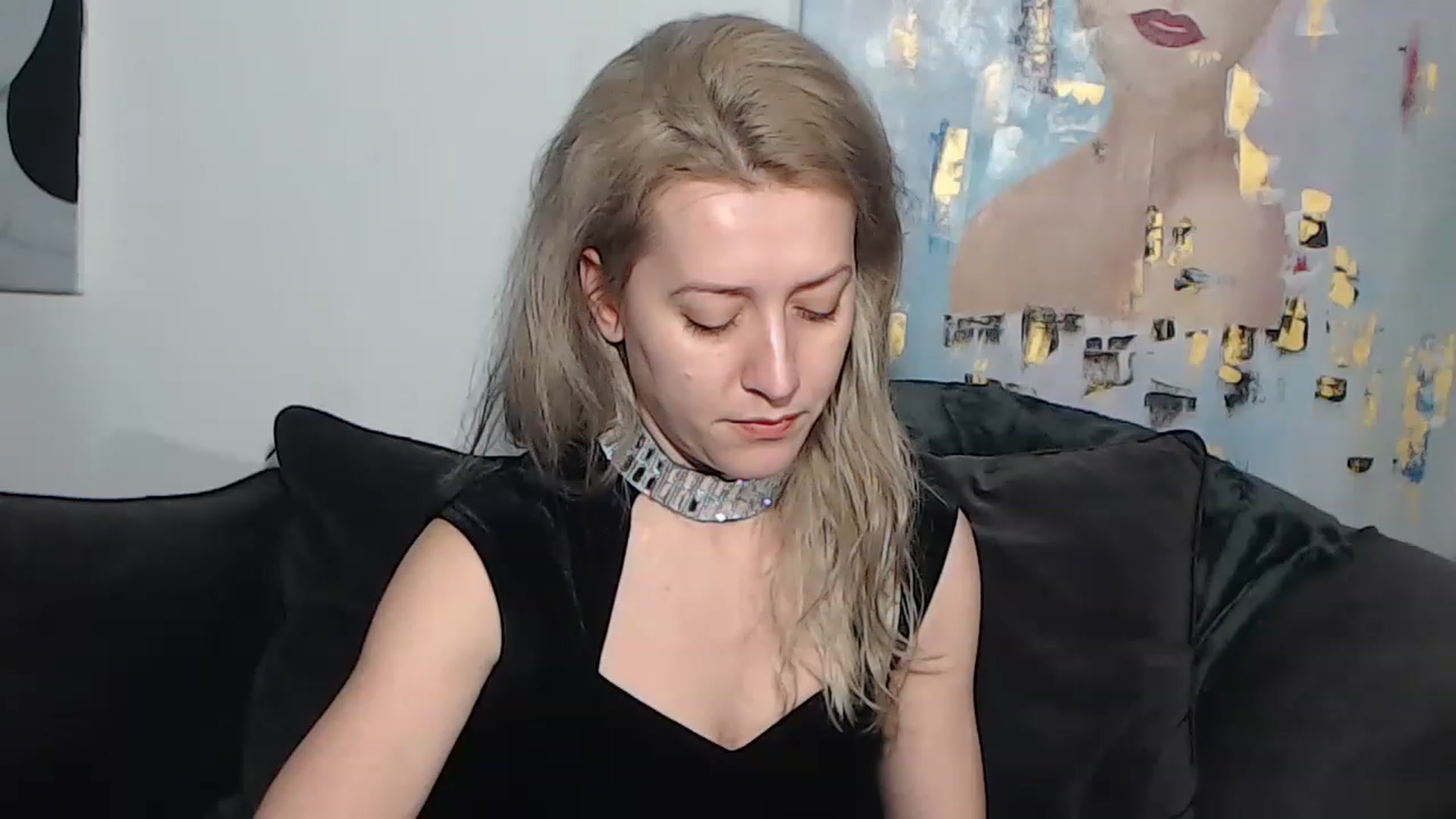 Gallery image thumbnail from RrrBecca's myfreecams stream on, 02/14/2023, 12:29 image 4 of 20