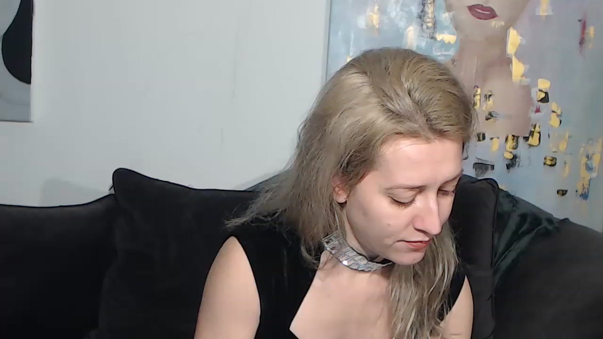 Gallery image thumbnail from RrrBecca's myfreecams stream on, 02/14/2023, 12:29 image 10 of 20
