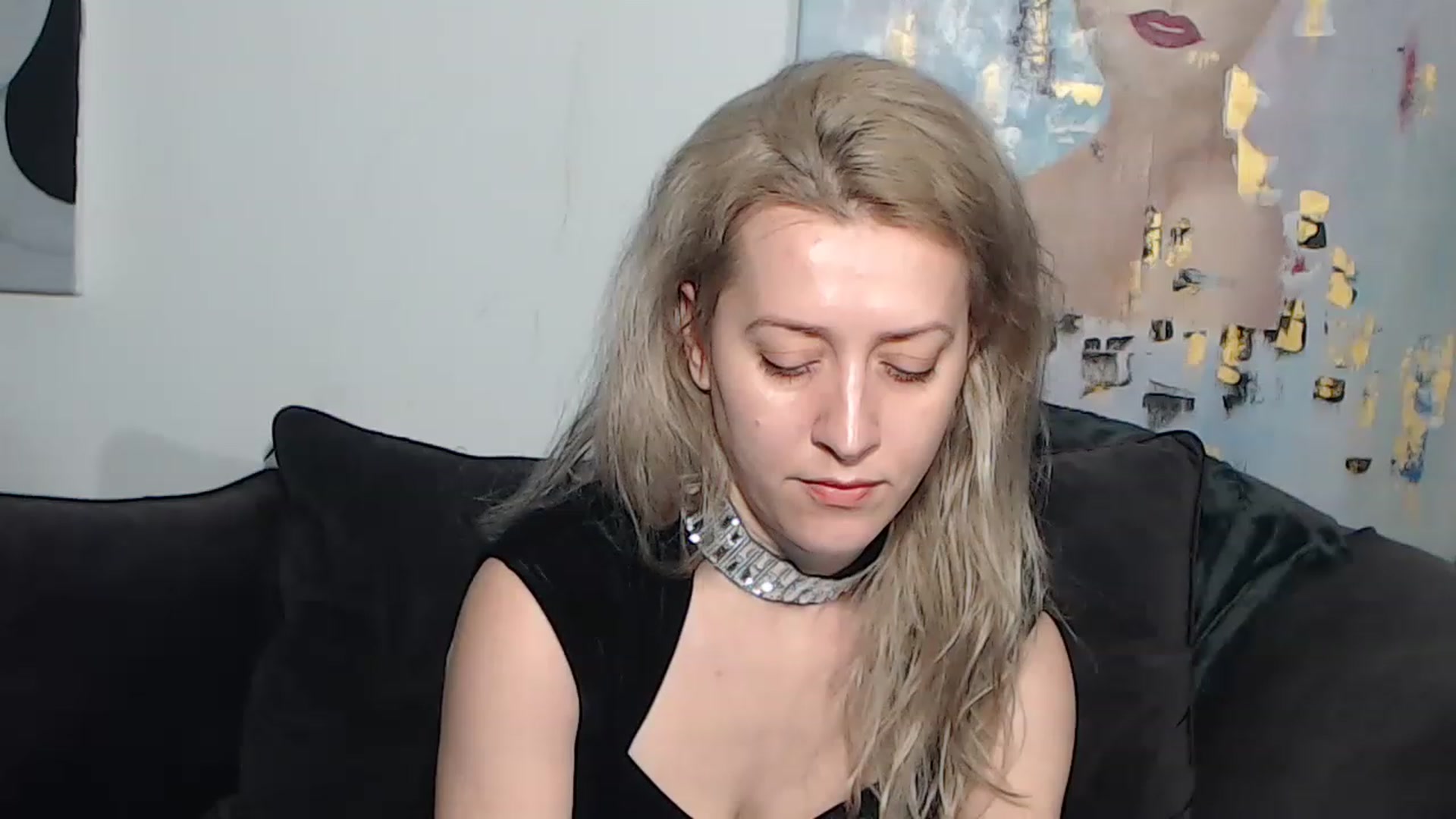 Gallery image thumbnail from RrrBecca's myfreecams stream on, 02/14/2023, 12:29 image 8 of 20