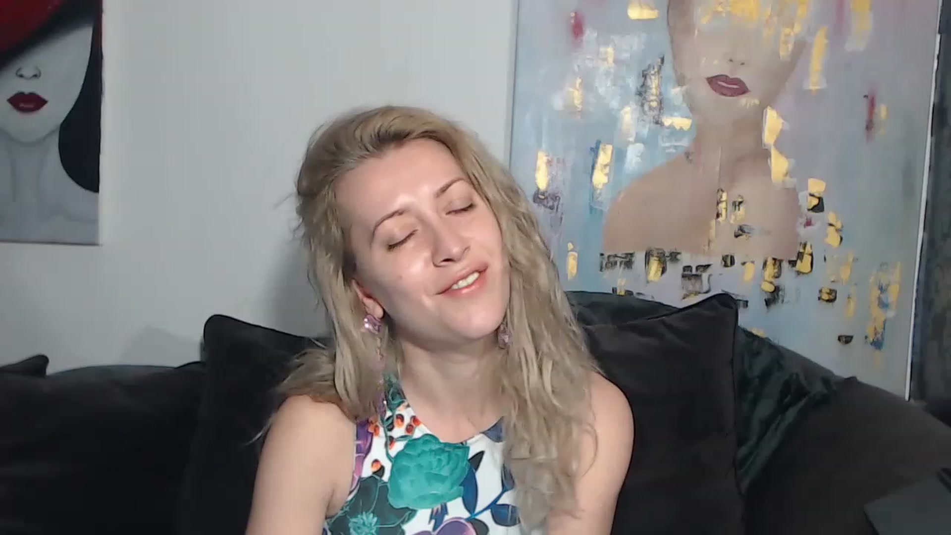 Gallery image thumbnail from RrrBecca's myfreecams stream on, 02/17/2023, 13:03 image 10 of 20
