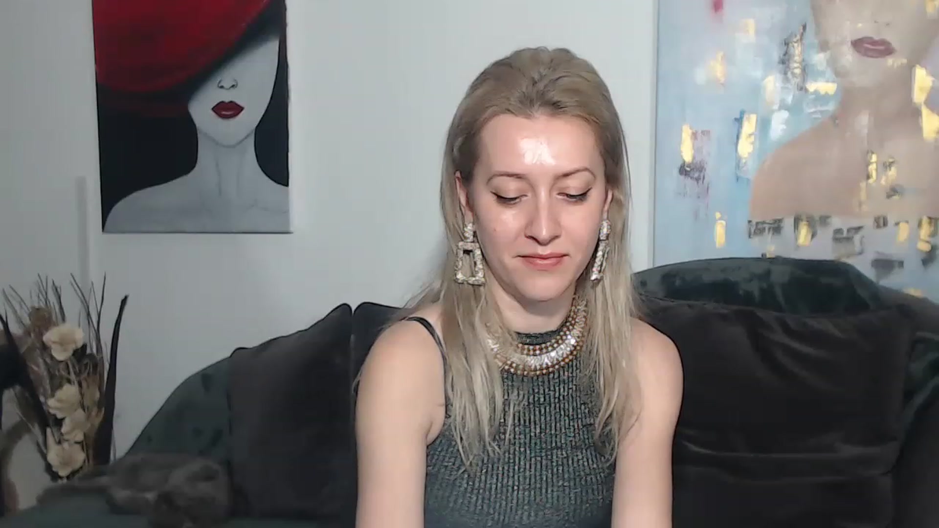 Gallery image thumbnail from RrrBecca's myfreecams stream on, 02/23/2023, 14:40 image 5 of 20
