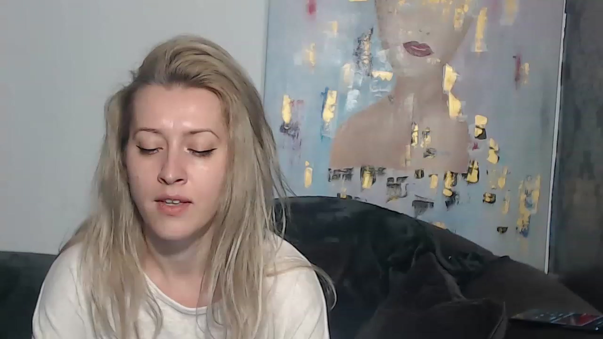 Gallery image thumbnail from RrrBecca's myfreecams stream on, 02/23/2023, 17:13 image 17 of 20
