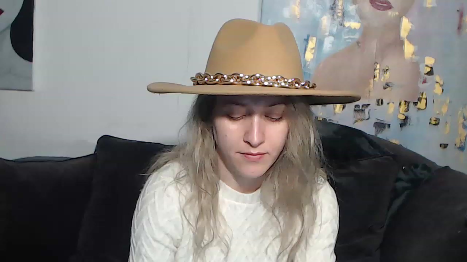 Gallery image thumbnail from RrrBecca's myfreecams stream on, 02/27/2023, 15:31 image 15 of 20