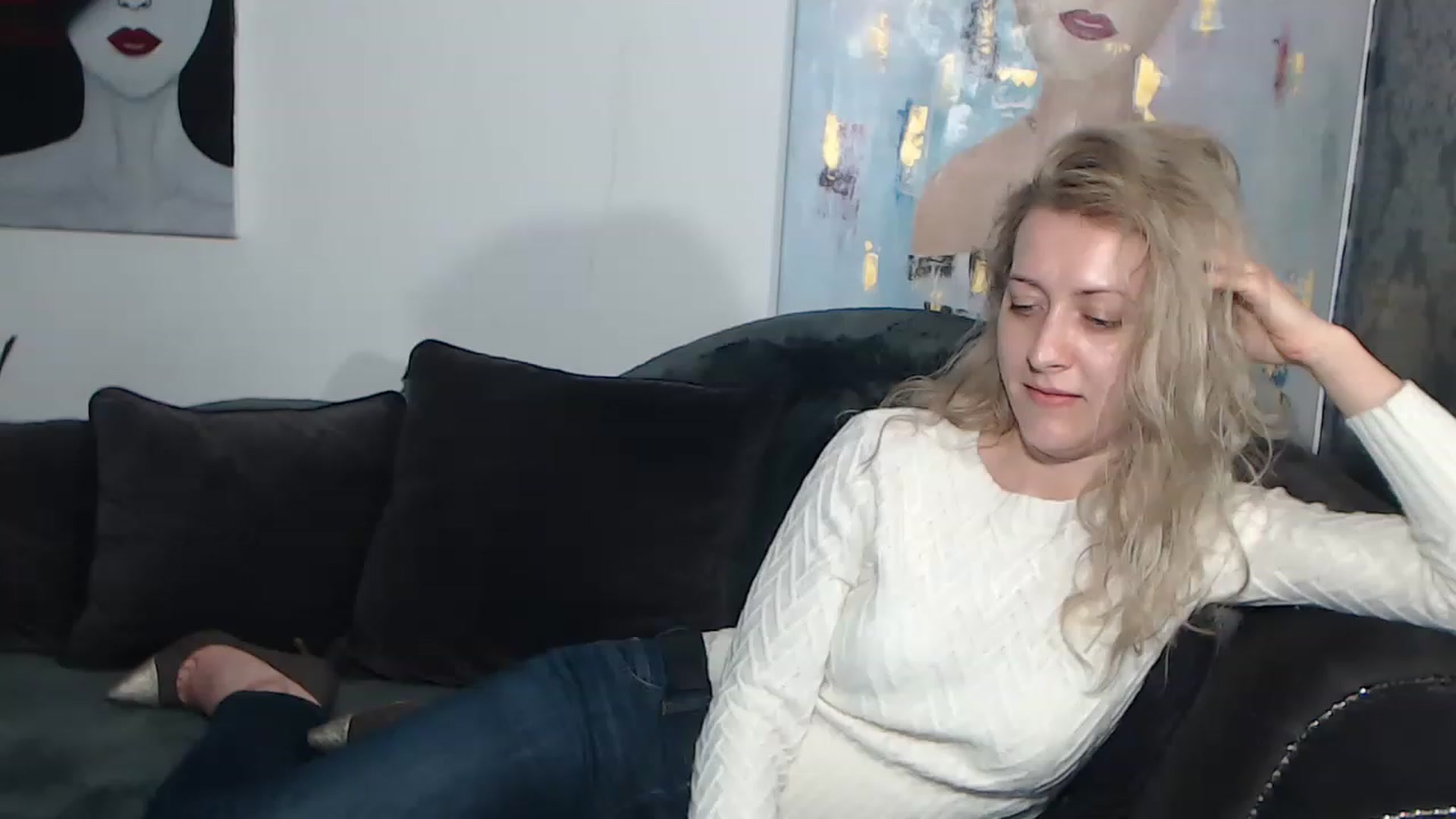 Gallery image thumbnail from RrrBecca's myfreecams stream on, 02/27/2023, 16:50 image 12 of 20