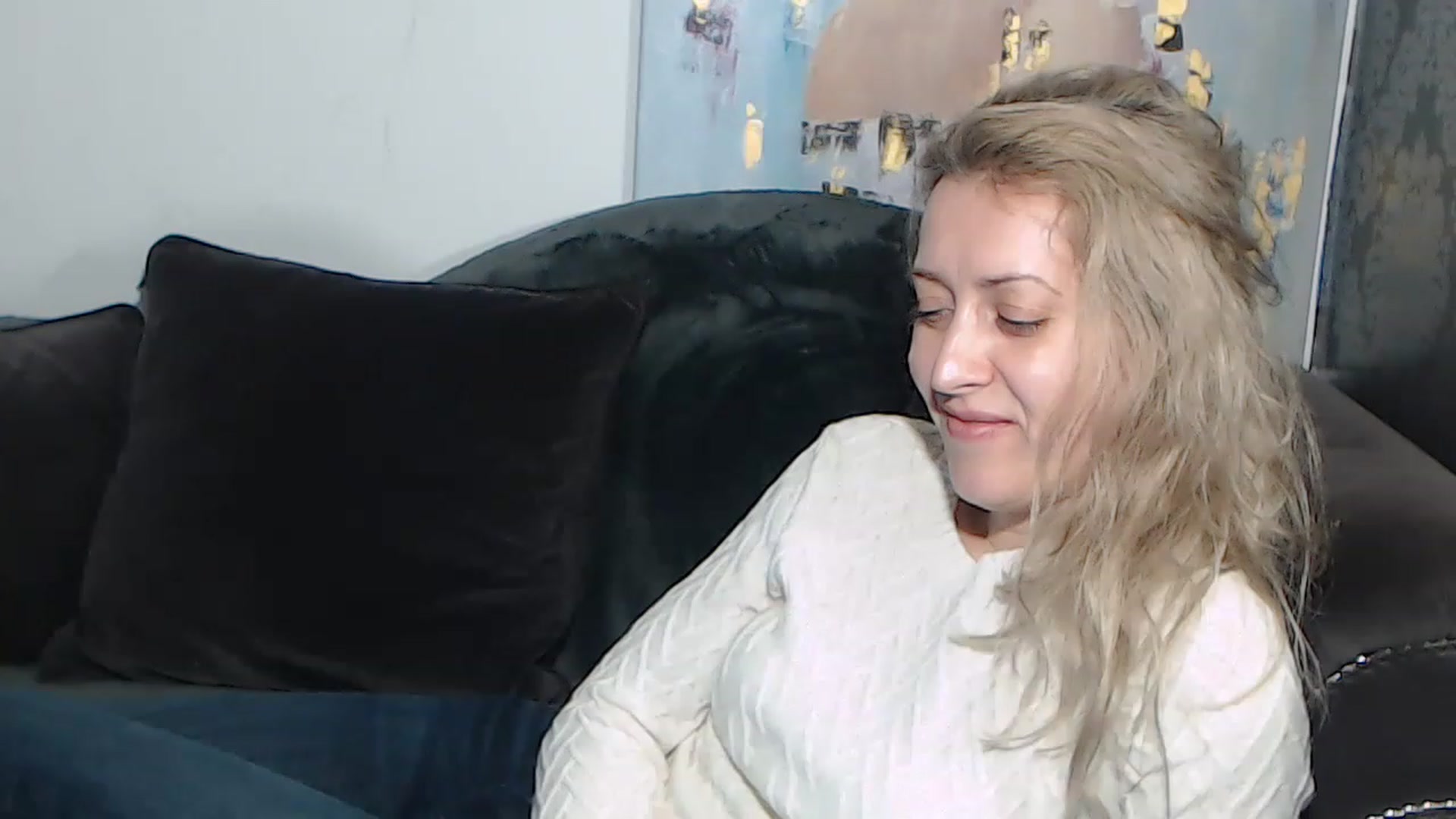 Gallery image thumbnail from RrrBecca's myfreecams stream on, 02/27/2023, 17:42 image 12 of 20