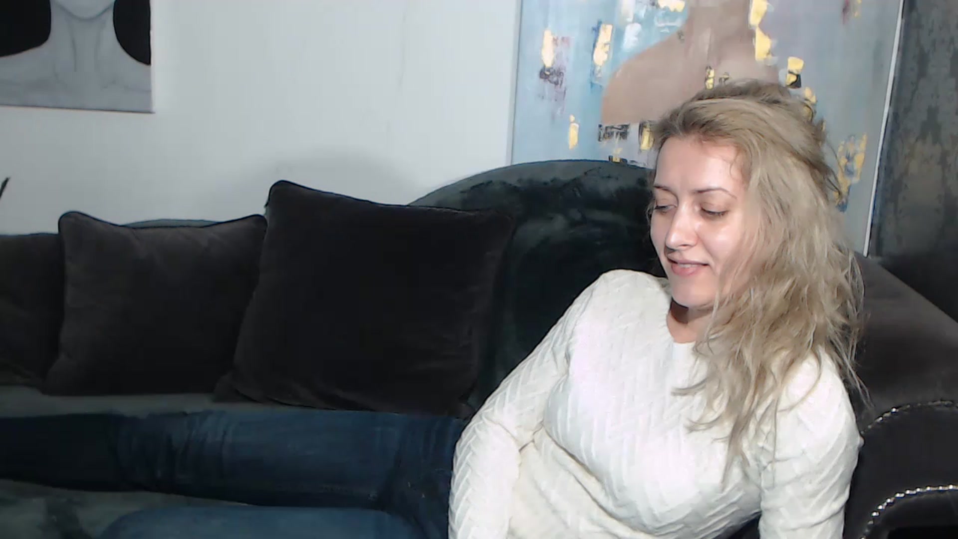 Gallery image thumbnail from RrrBecca's myfreecams stream on, 02/27/2023, 17:42 image 9 of 20