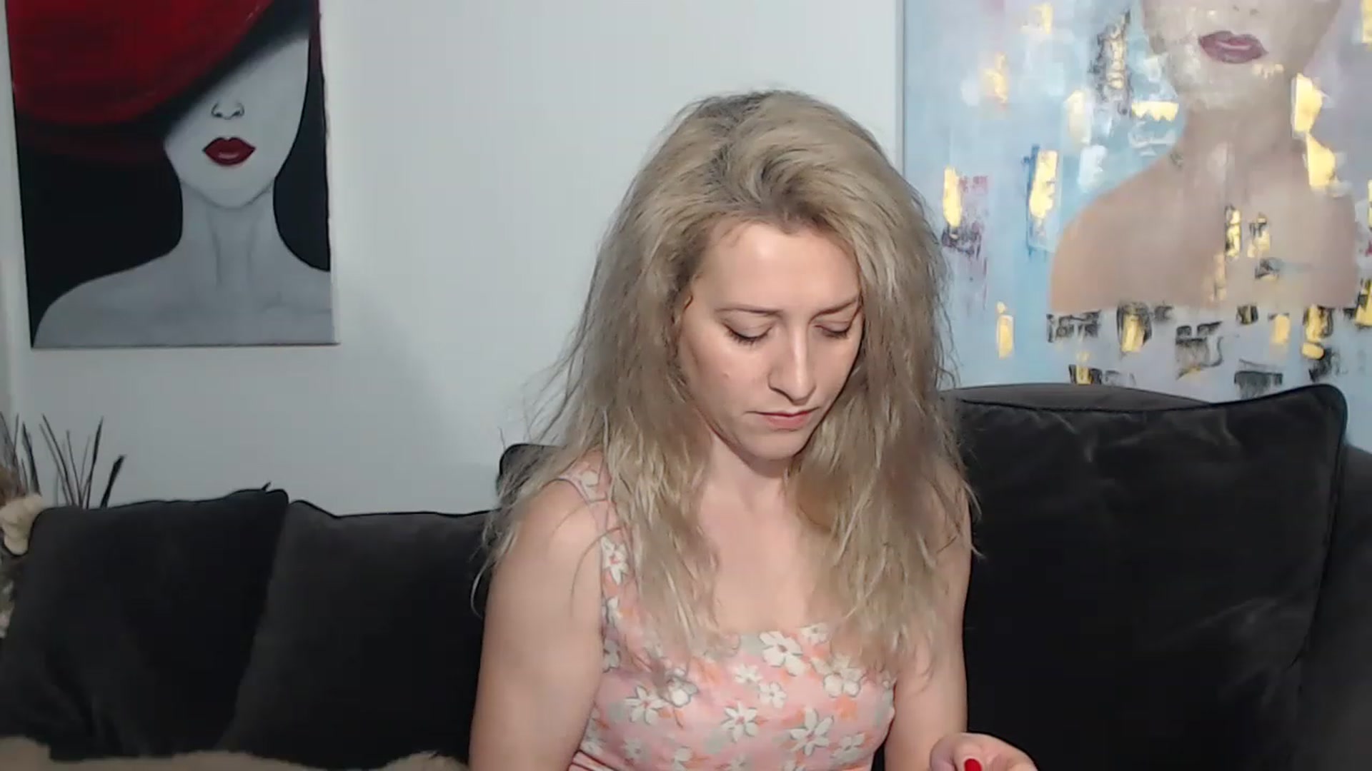 Gallery image thumbnail from RrrBecca's myfreecams stream on, 03/03/2023, 15:21 image 10 of 20