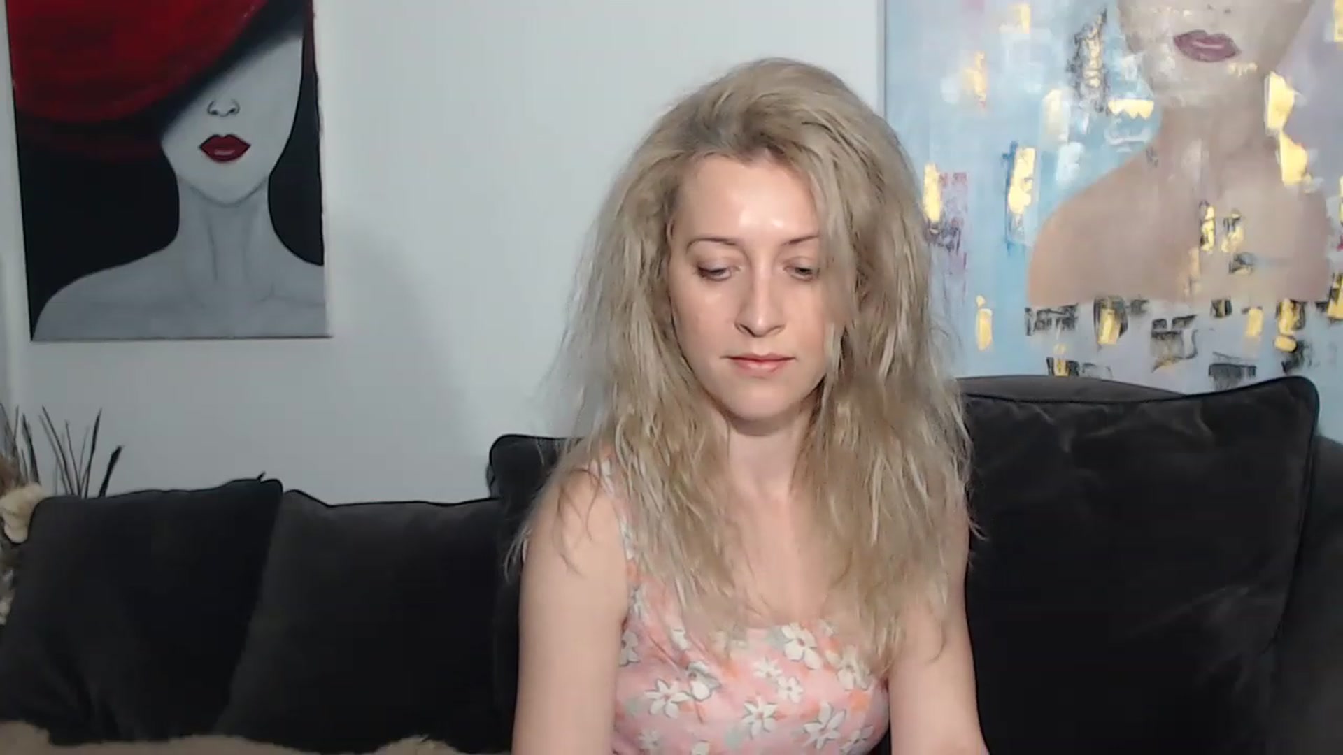Gallery image thumbnail from RrrBecca's myfreecams stream on, 03/03/2023, 15:21 image 11 of 20