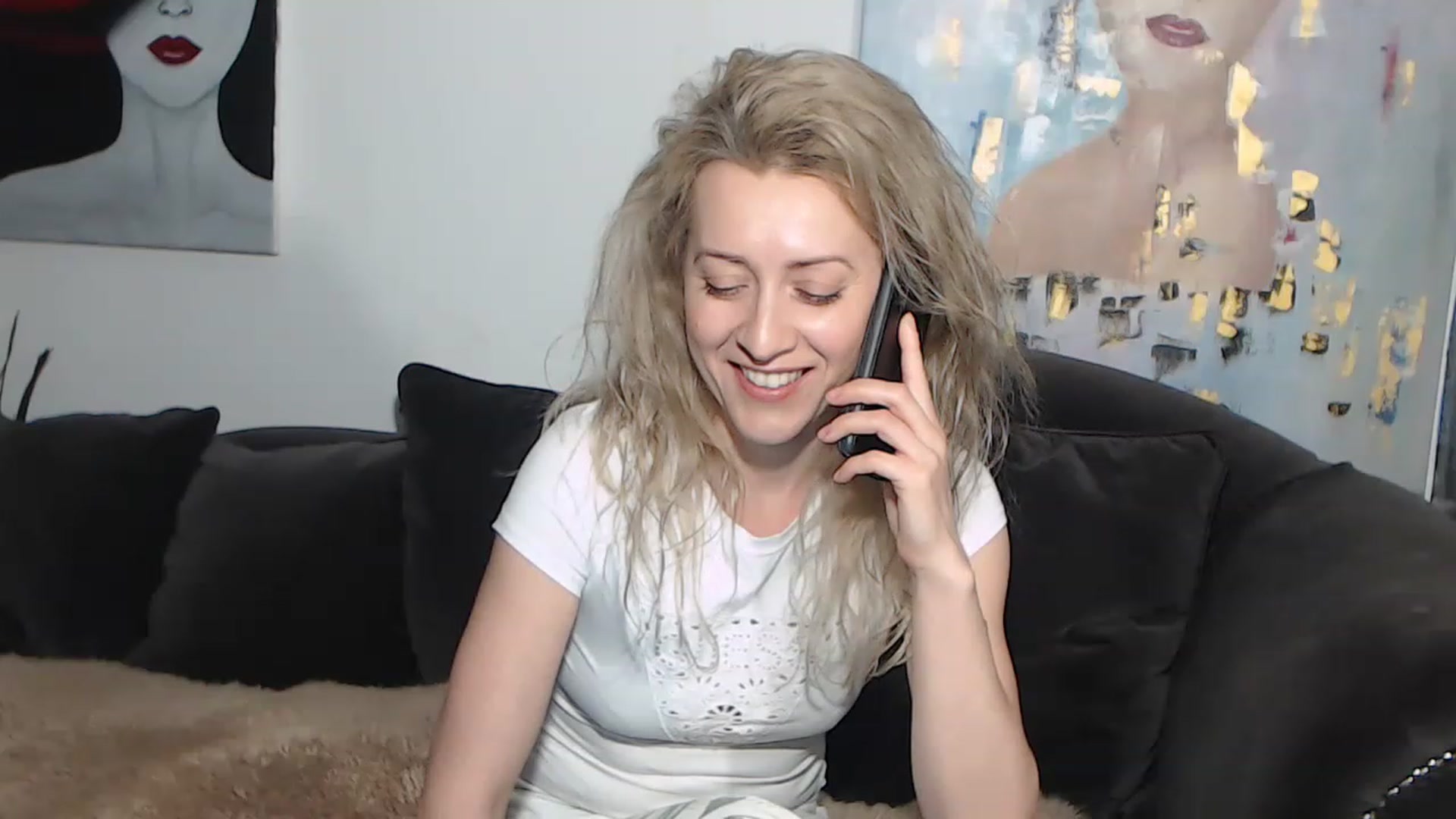 Gallery image thumbnail from RrrBecca's myfreecams stream on, 03/07/2023, 15:38 image 6 of 20