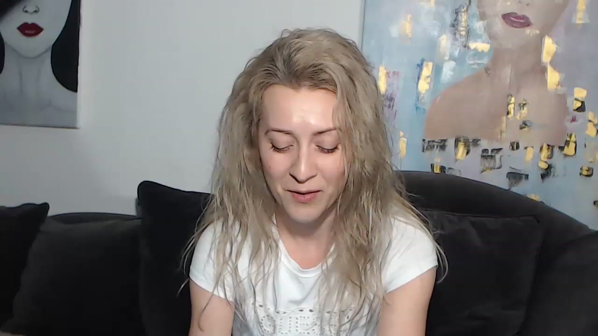 Gallery image thumbnail from RrrBecca's myfreecams stream on, 03/07/2023, 15:38 image 10 of 20