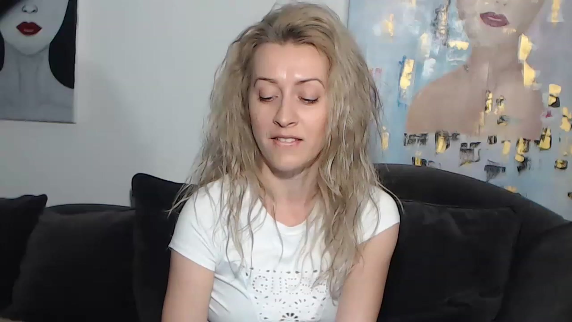 Gallery image thumbnail from RrrBecca's myfreecams stream on, 03/07/2023, 15:38 image 14 of 20