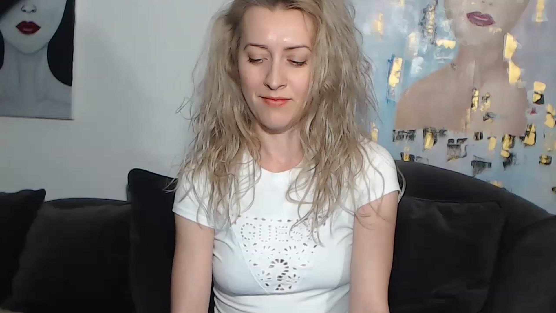 Gallery image thumbnail from RrrBecca's myfreecams stream on, 03/07/2023, 15:38 image 16 of 20