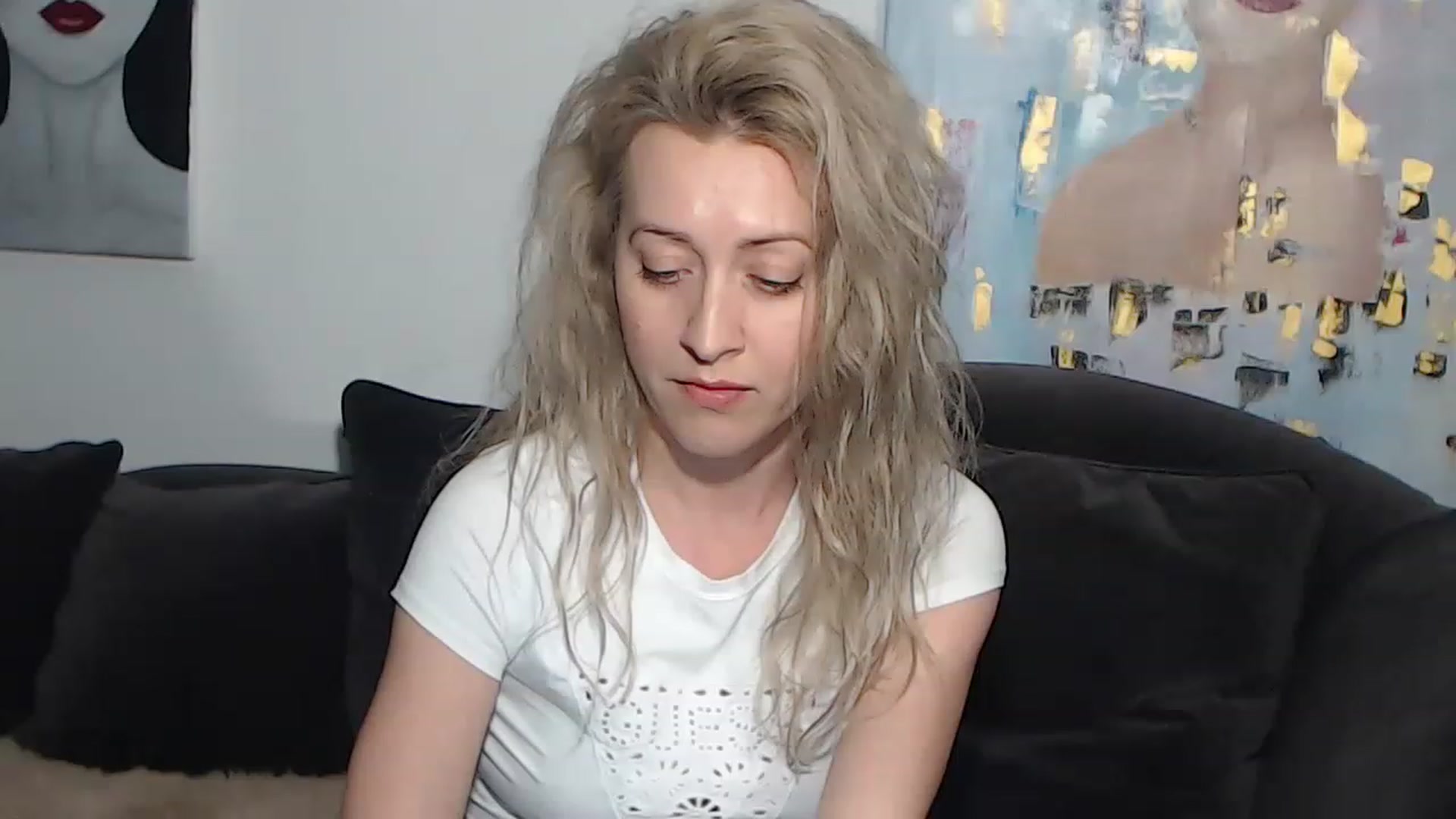 Gallery image thumbnail from RrrBecca's myfreecams stream on, 03/07/2023, 17:12 image 8 of 20