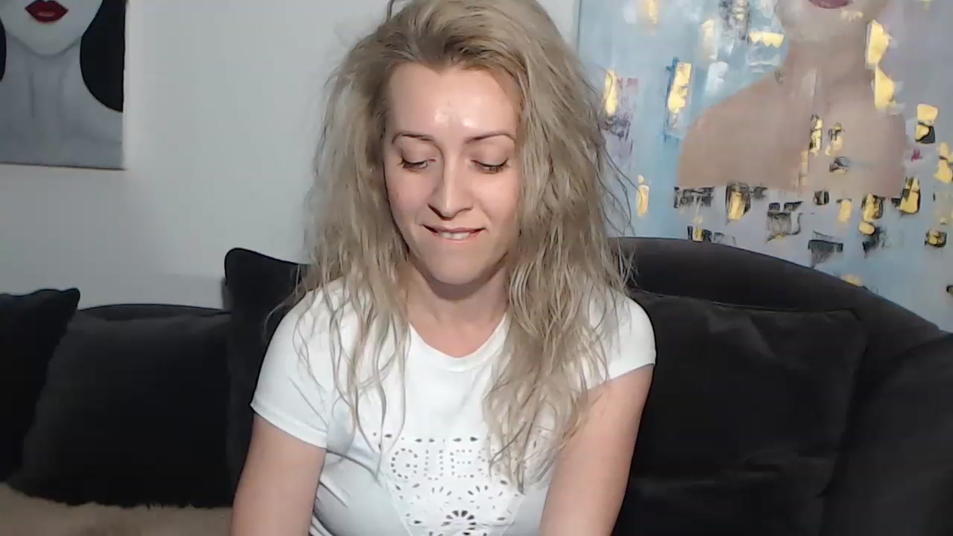 Gallery image thumbnail from RrrBecca's myfreecams stream on, 03/07/2023, 17:12 image 12 of 20
