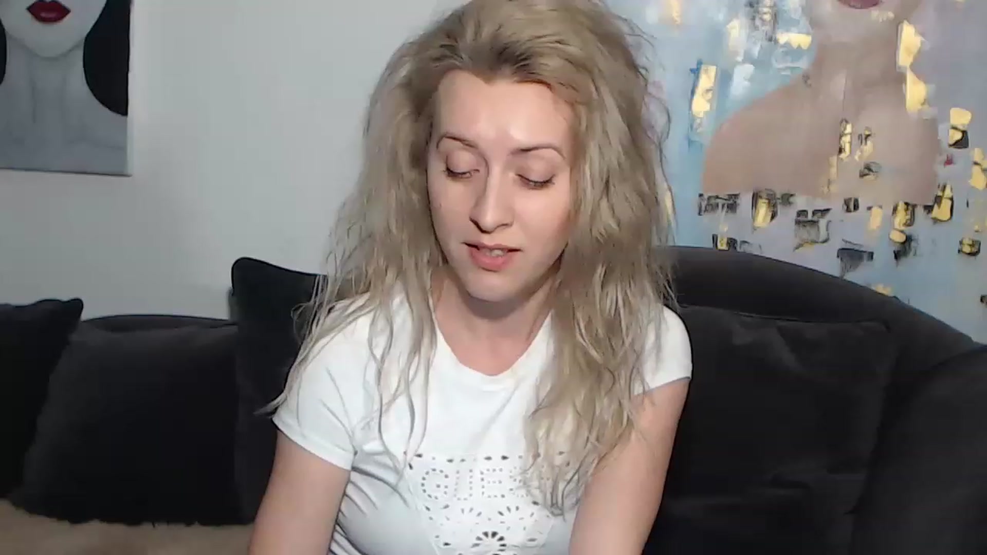 Gallery image thumbnail from RrrBecca's myfreecams stream on, 03/07/2023, 17:12 image 9 of 20