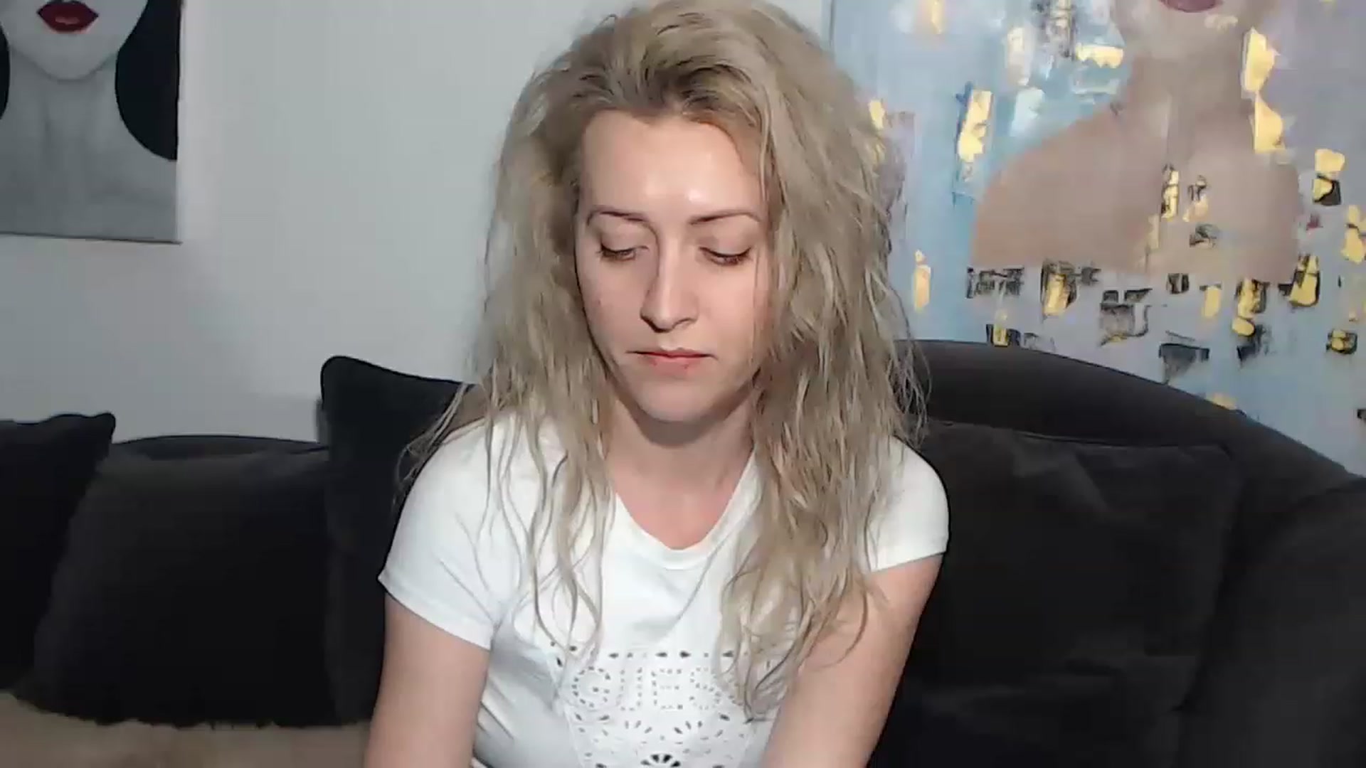 Gallery image thumbnail from RrrBecca's myfreecams stream on, 03/07/2023, 17:12 image 7 of 20