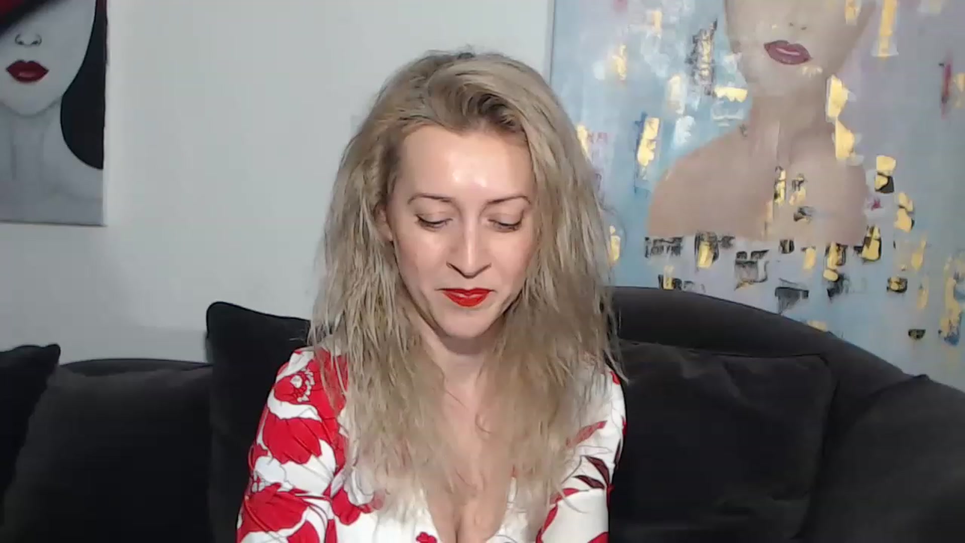 Gallery image thumbnail from RrrBecca's myfreecams stream on, 03/08/2023, 14:20 image 8 of 20