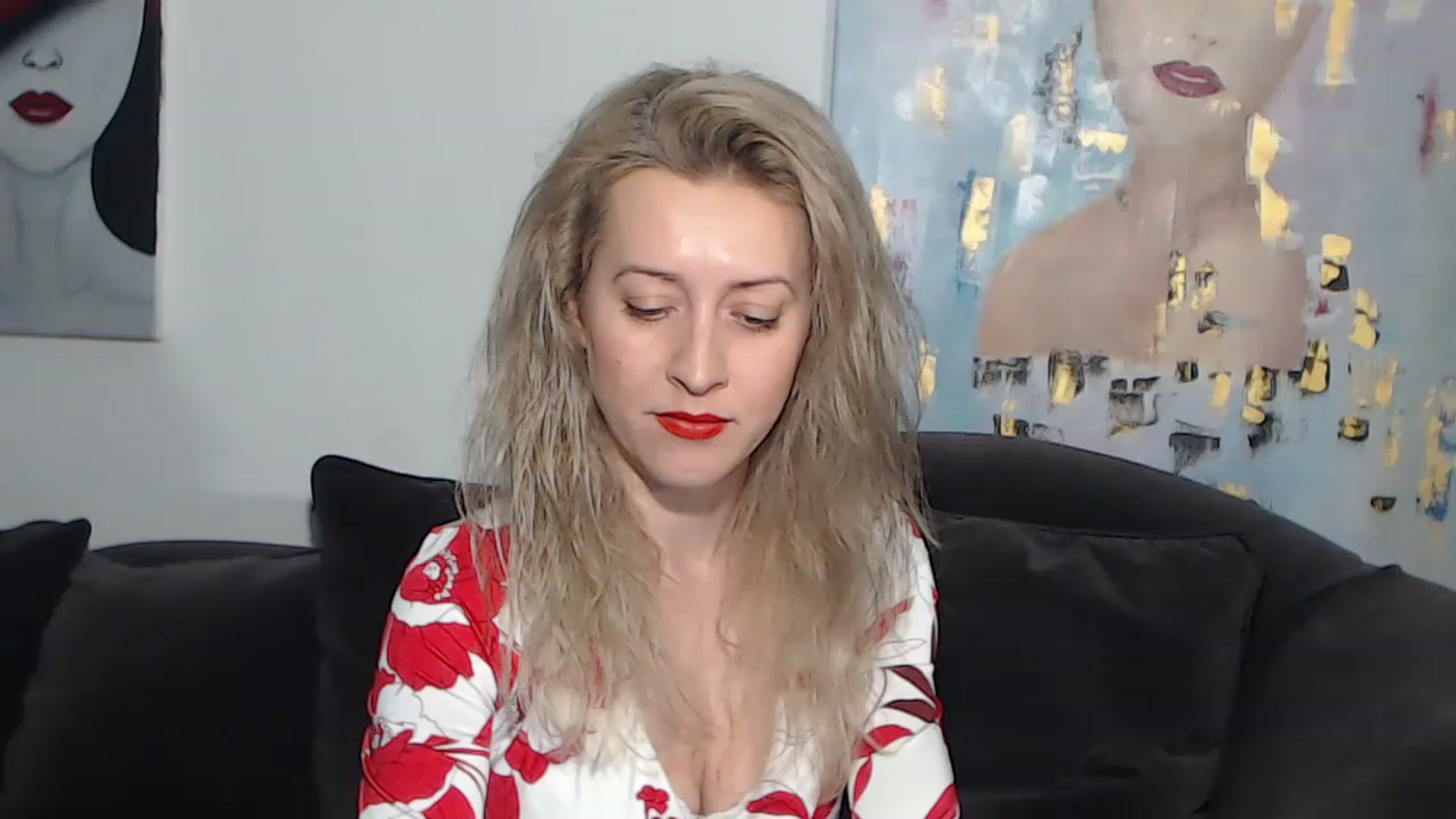 Gallery image thumbnail from RrrBecca's myfreecams stream on, 03/08/2023, 14:20 image 5 of 20
