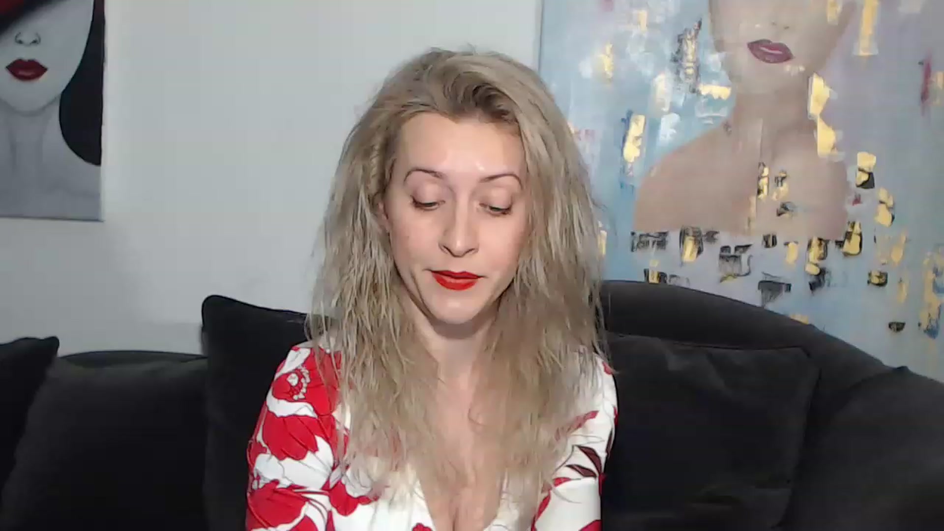 Gallery image thumbnail from RrrBecca's myfreecams stream on, 03/08/2023, 14:20 image 7 of 20