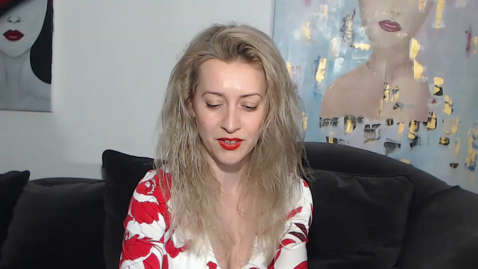 Gallery image thumbnail from RrrBecca's myfreecams stream on, 03/08/2023, 14:20 image 4 of 20