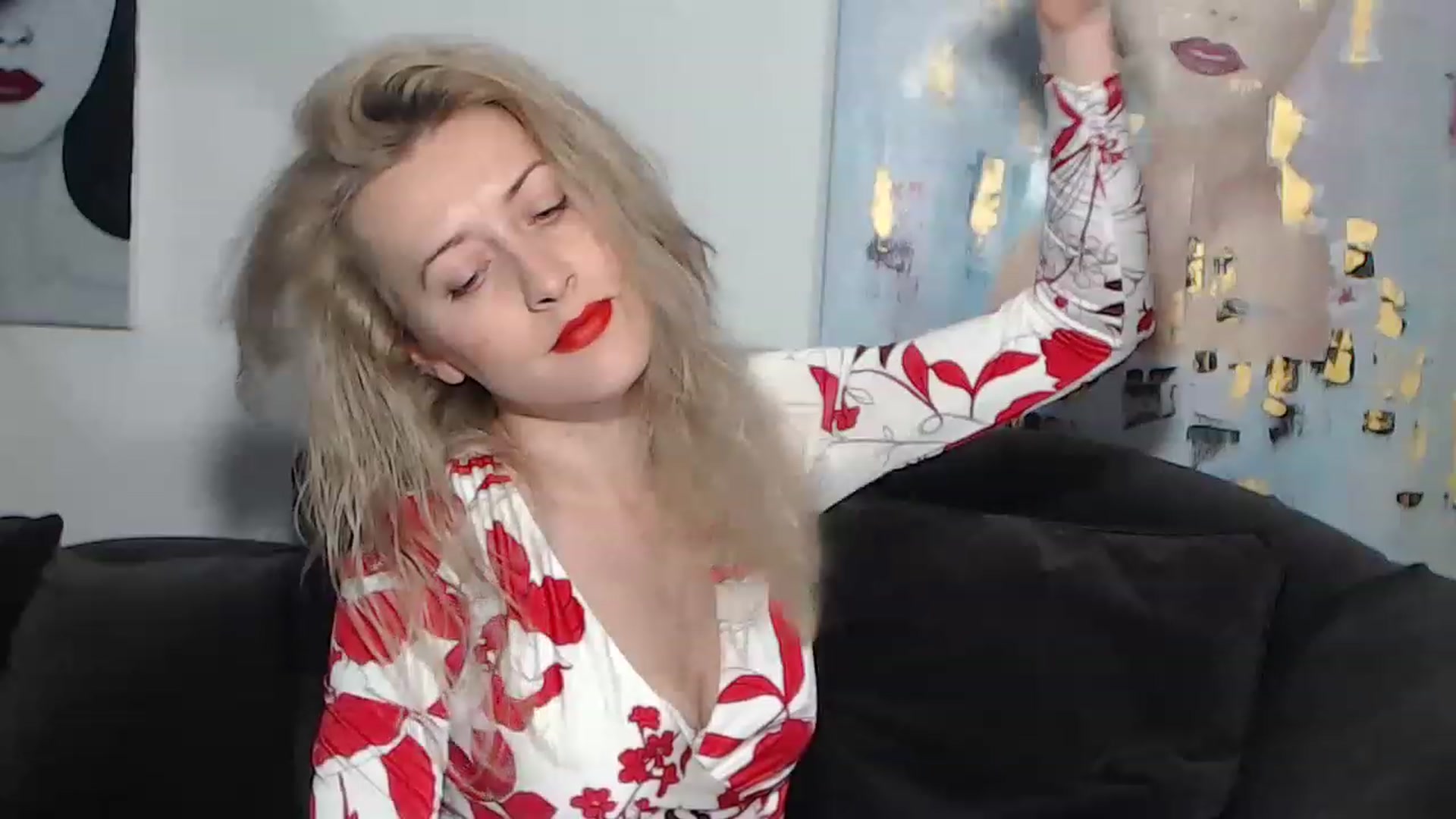 Gallery image thumbnail from RrrBecca's myfreecams stream on, 03/08/2023, 16:17 image 4 of 20