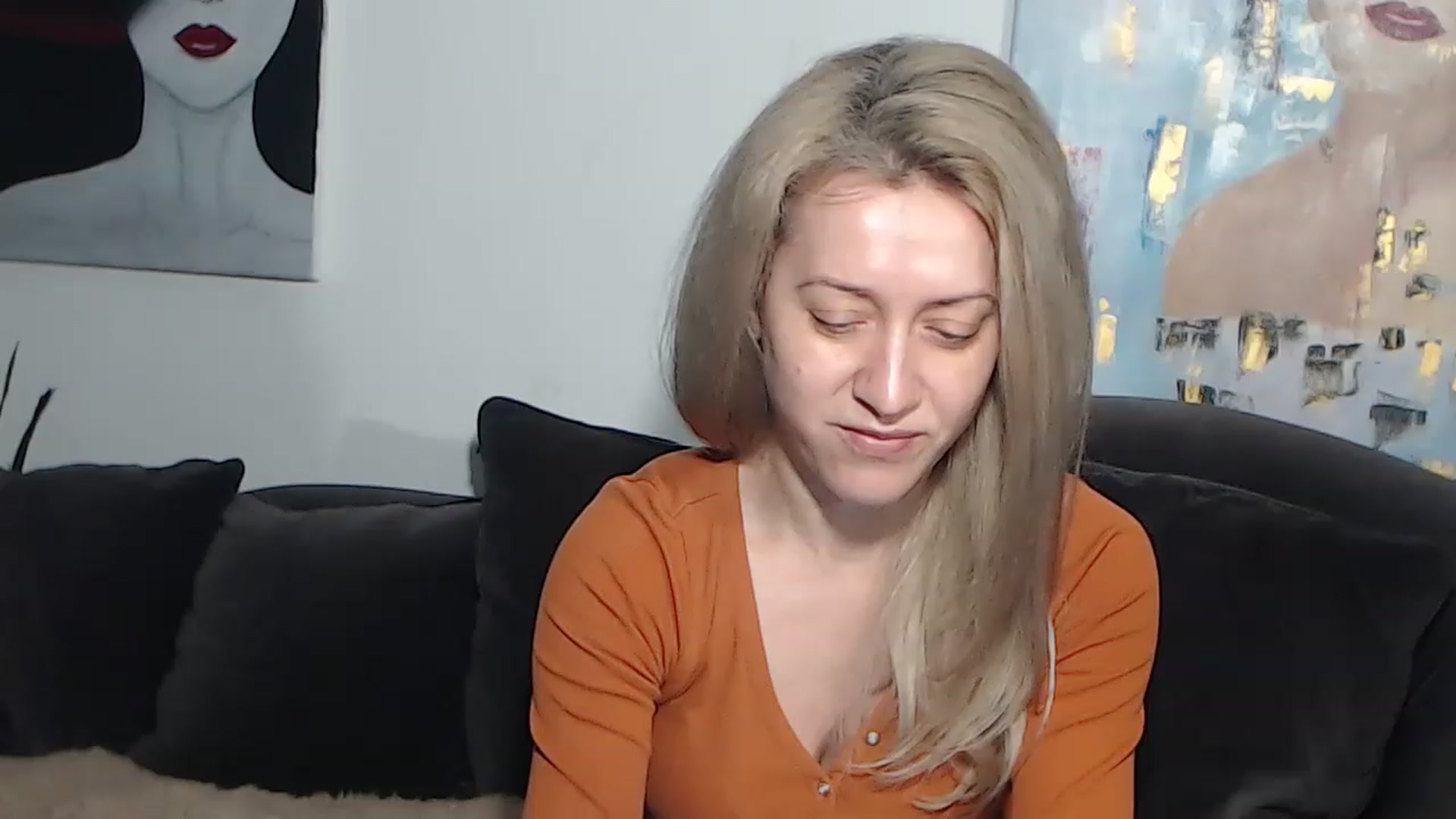 Gallery image thumbnail from RrrBecca's myfreecams stream on, 03/10/2023, 13:43 image 4 of 20
