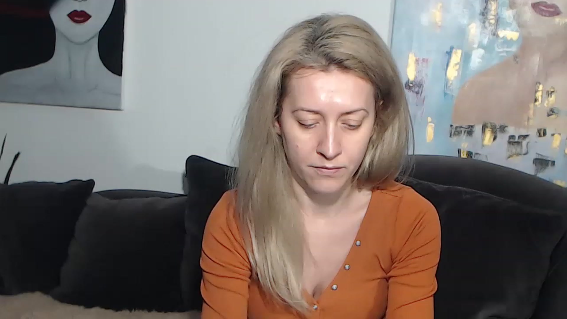 Gallery image thumbnail from RrrBecca's myfreecams stream on, 03/10/2023, 13:43 image 11 of 20