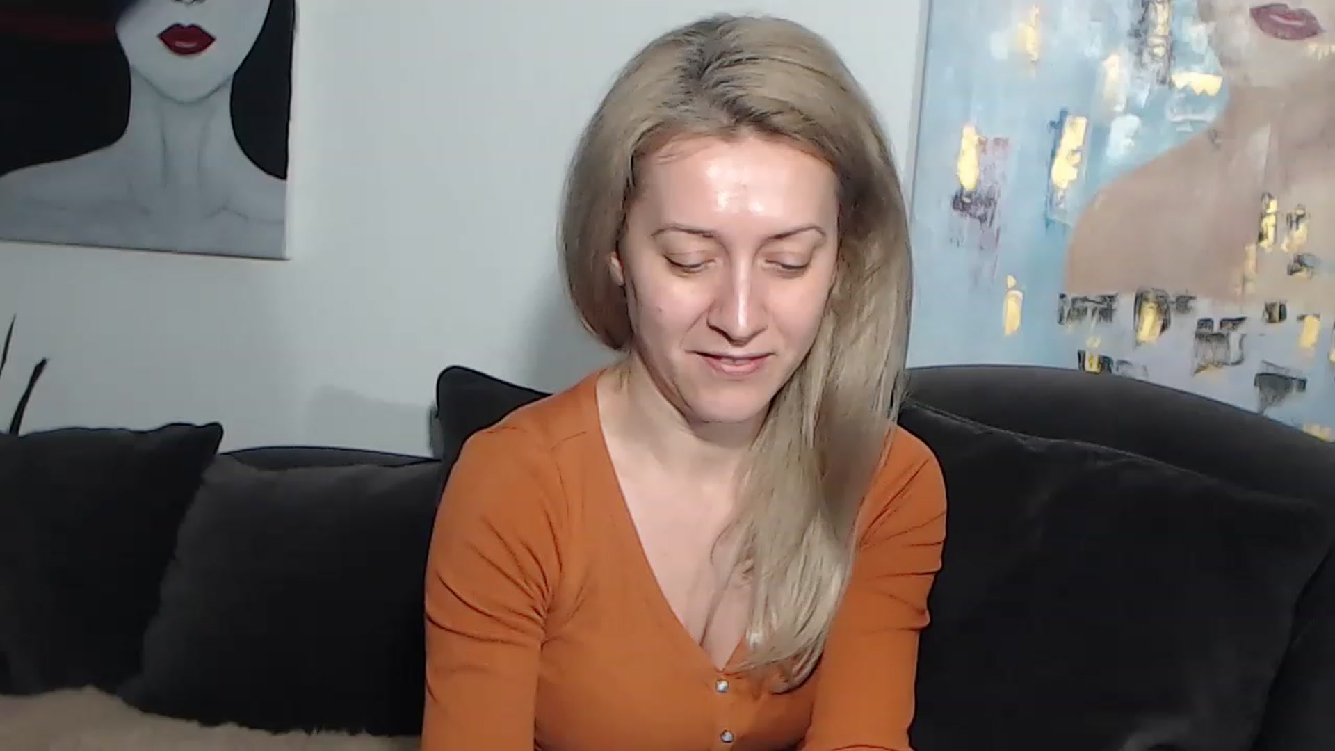 Gallery image thumbnail from RrrBecca's myfreecams stream on, 03/10/2023, 13:43 image 13 of 20