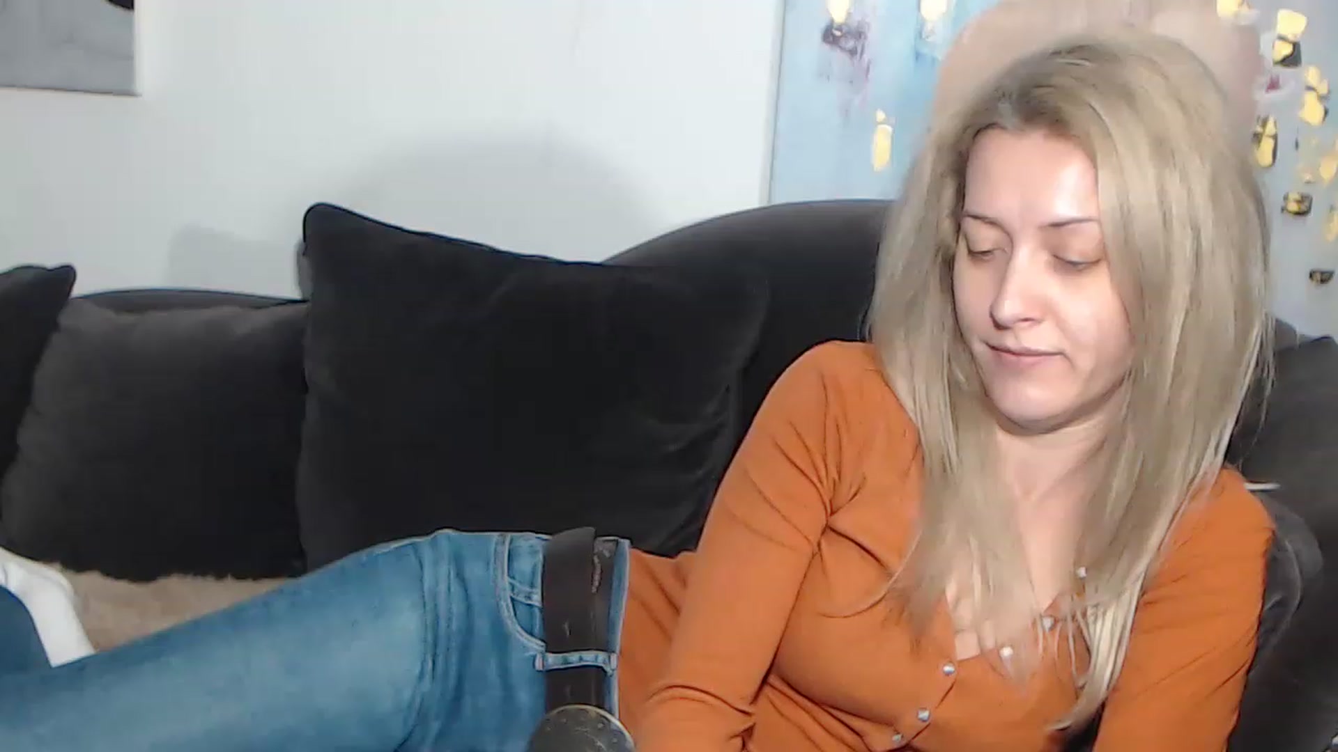 Gallery image thumbnail from RrrBecca's myfreecams stream on, 03/10/2023, 15:58 image 9 of 20
