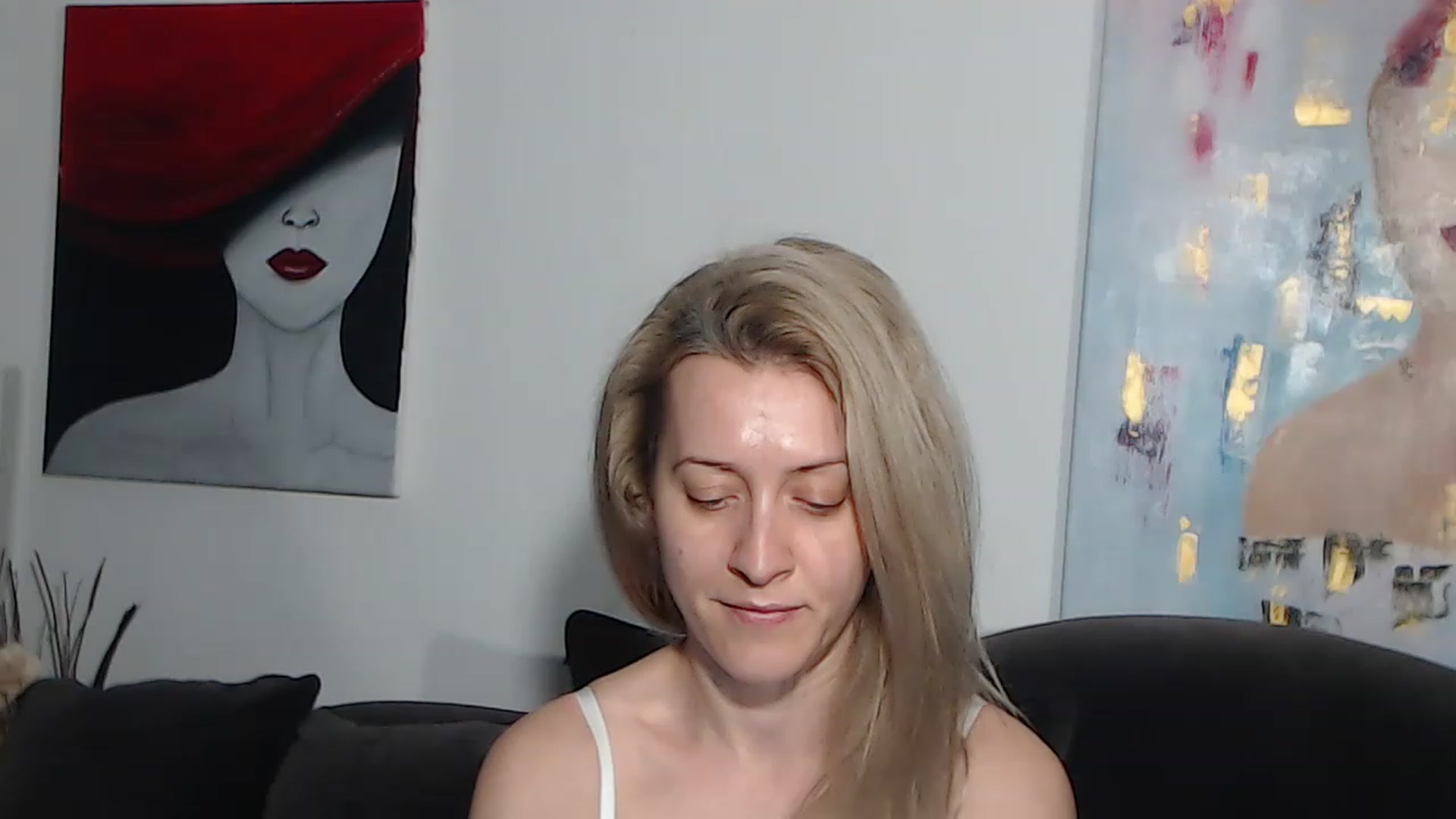 Gallery image thumbnail from RrrBecca's myfreecams stream on, 03/10/2023, 17:56 image 18 of 20