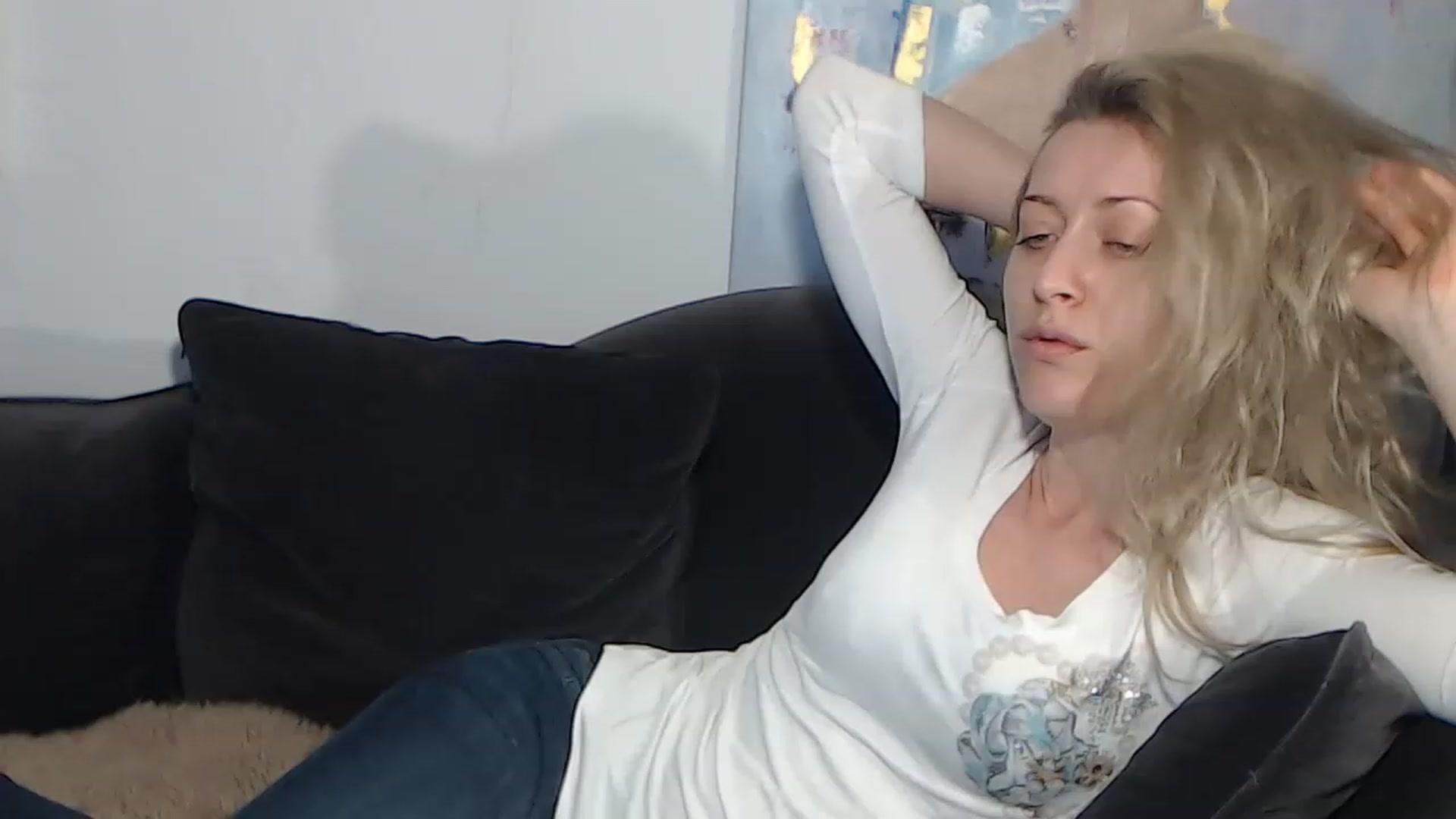 Gallery image thumbnail from RrrBecca's myfreecams stream on, 03/23/2023, 16:18 image 8 of 20