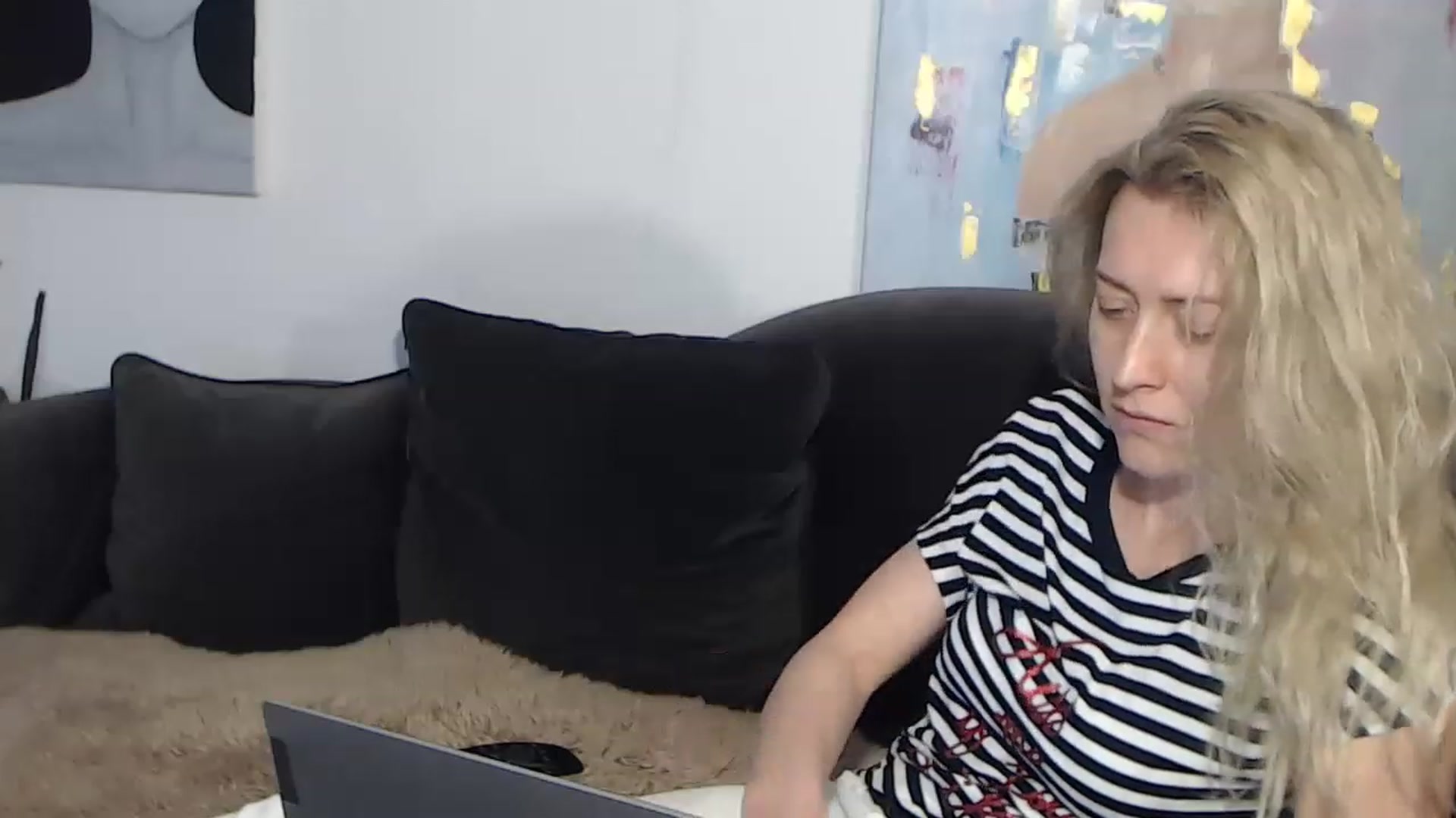 Gallery image thumbnail from RrrBecca's myfreecams stream on, 03/25/2023, 13:50 image 16 of 20