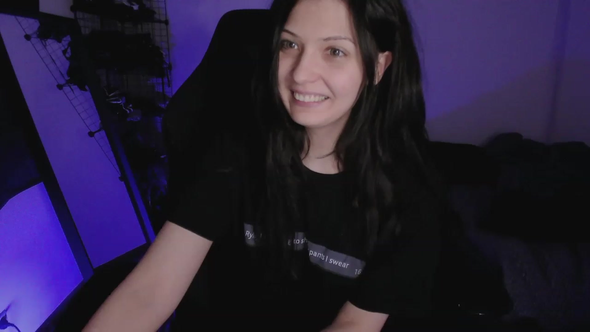 Gallery image thumbnail from RtRated's myfreecams stream on, 05/24/2023, 06:12 image 10 of 20