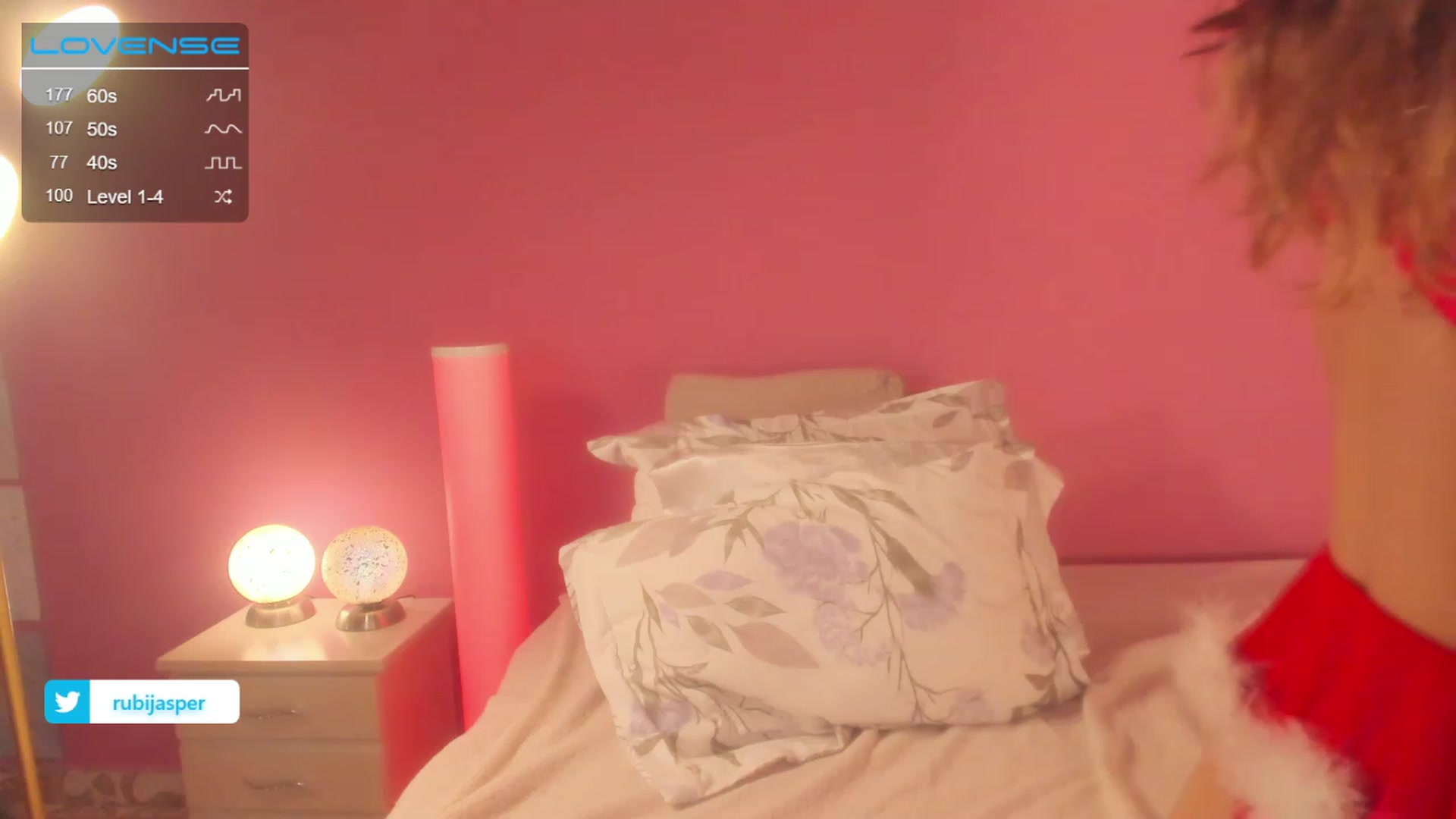 Gallery image thumbnail from RubiJasper's myfreecams stream on, 12/25/2022, 01:45 image 15 of 20