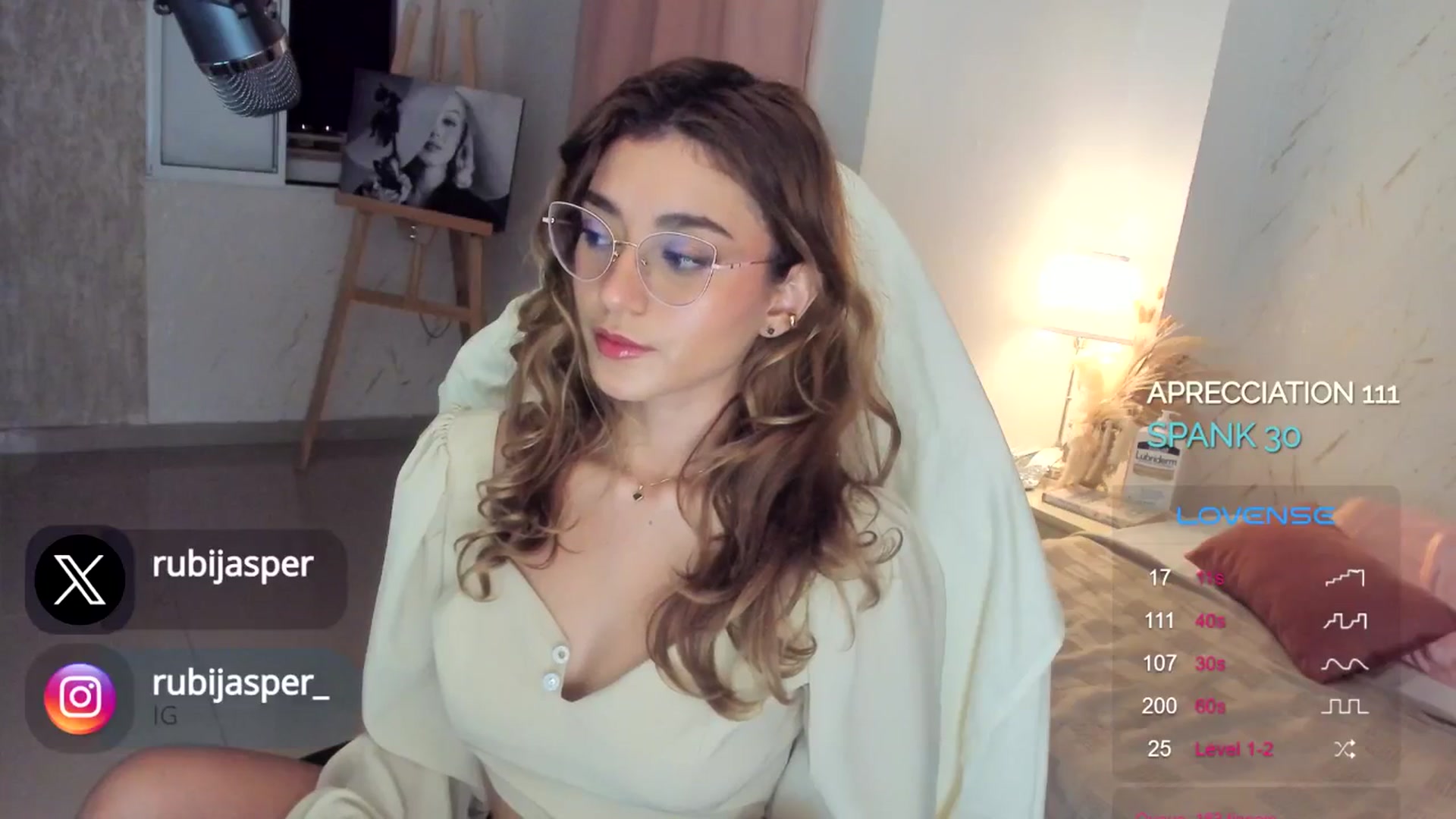 Gallery image thumbnail from RubiJasper's myfreecams stream on, 06/01/2025, 13:12 image 2 of 20
