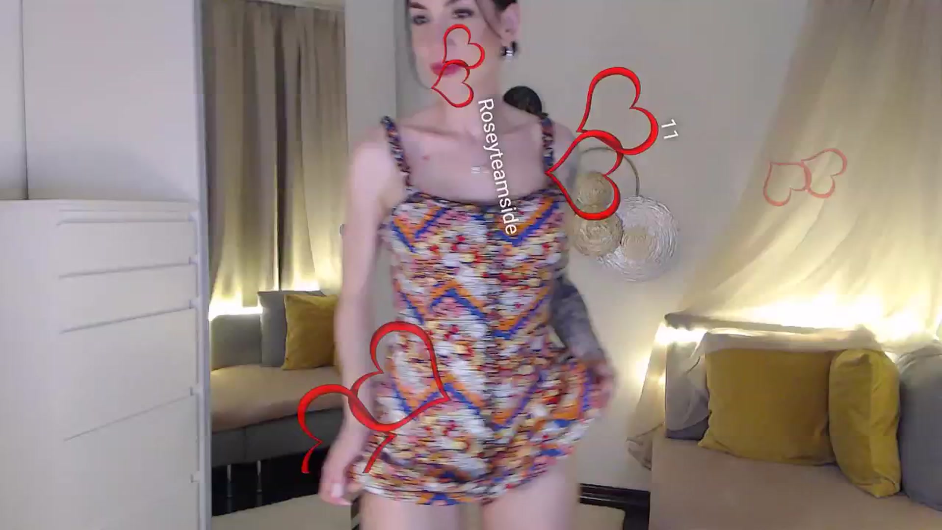 Gallery image thumbnail from RubinRosey's myfreecams stream on, 06/10/2025, 18:47 image 19 of 20