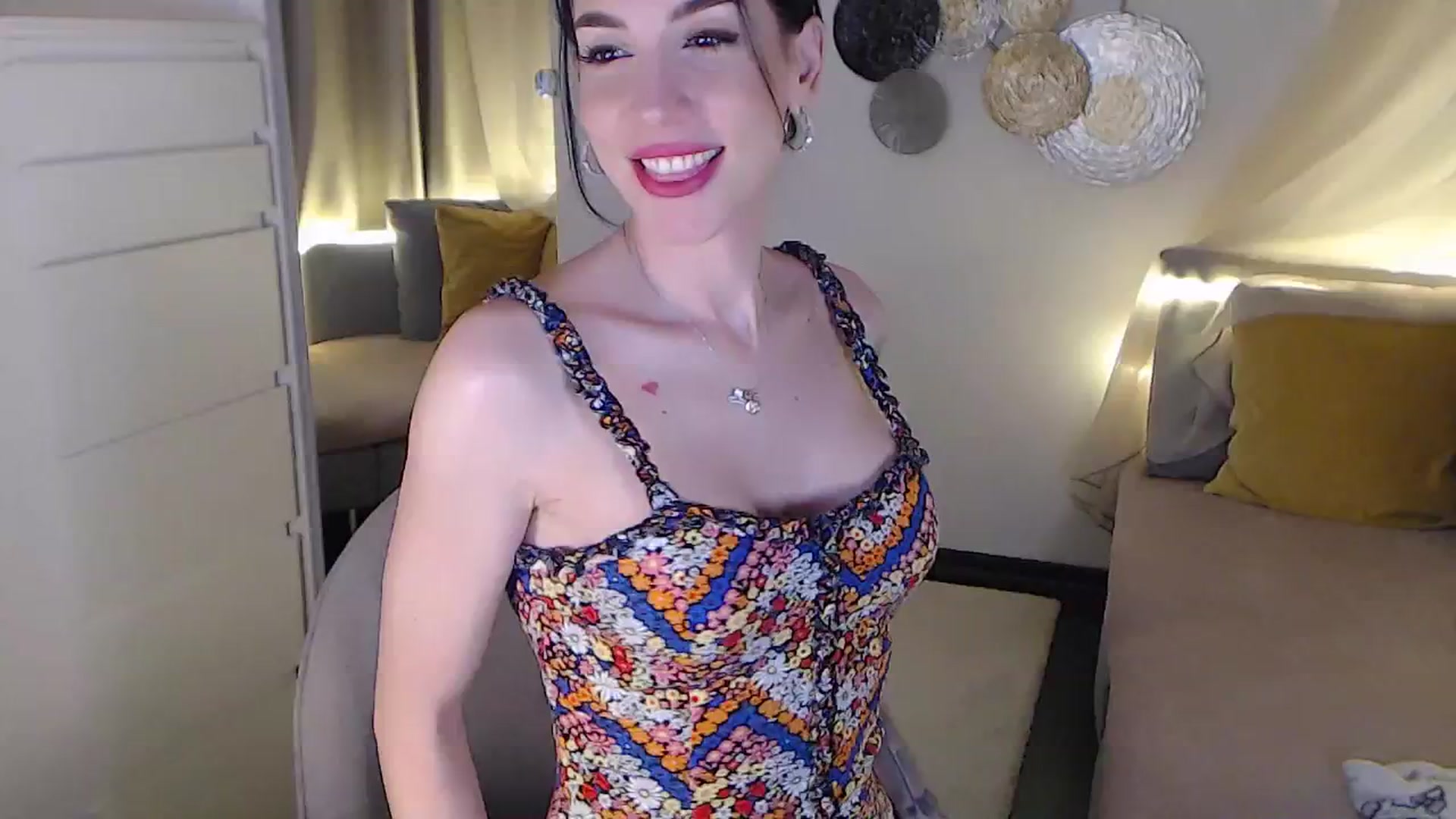 Gallery image thumbnail from RubinRosey's myfreecams stream on, 06/10/2025, 20:35 image 5 of 20