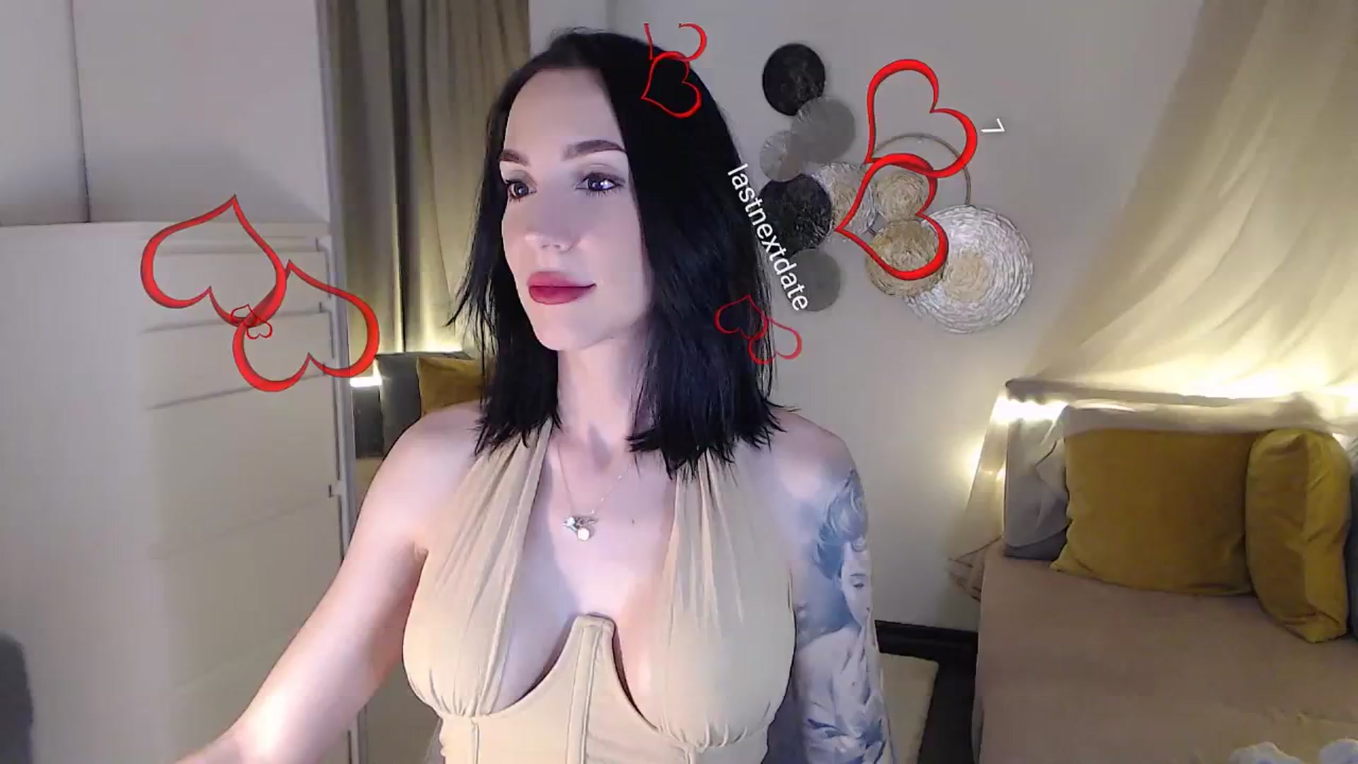 Gallery image thumbnail from RubinRosey's myfreecams stream on, 06/15/2025, 19:00 image 12 of 20