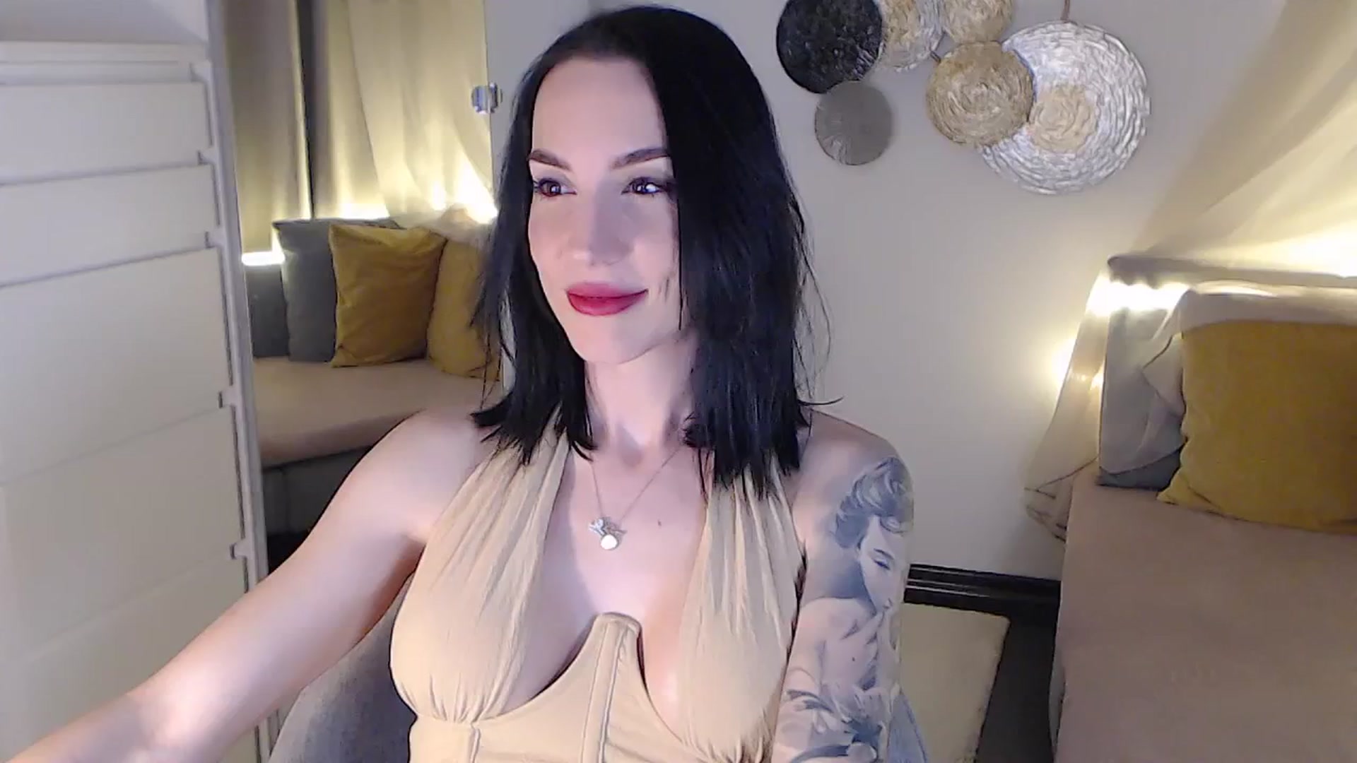 Gallery image thumbnail from RubinRosey's myfreecams stream on, 06/15/2025, 19:00 image 8 of 20