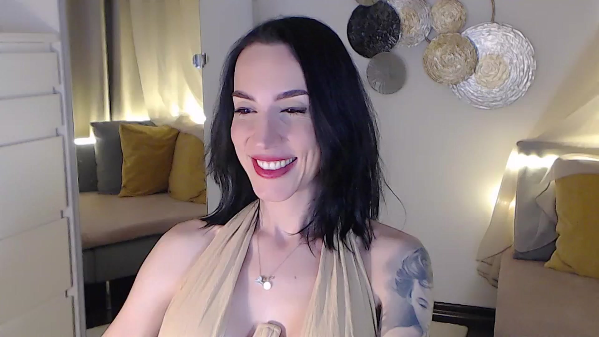 Gallery image thumbnail from RubinRosey's myfreecams stream on, 06/15/2025, 20:52 image 19 of 20
