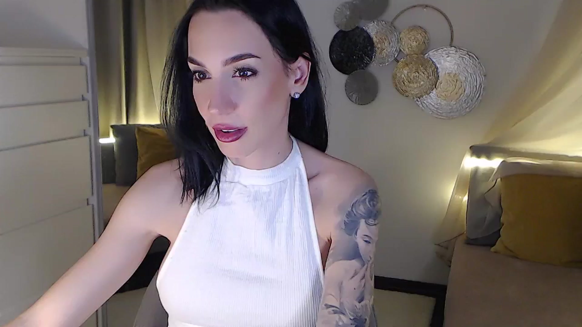 Gallery image thumbnail from RubinRosey's myfreecams stream on, 06/17/2025, 20:56 image 17 of 20