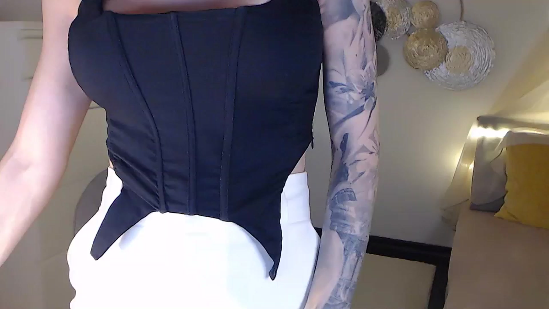 Gallery image thumbnail from RubinRosey's myfreecams stream on, 06/18/2025, 19:03 image 15 of 20