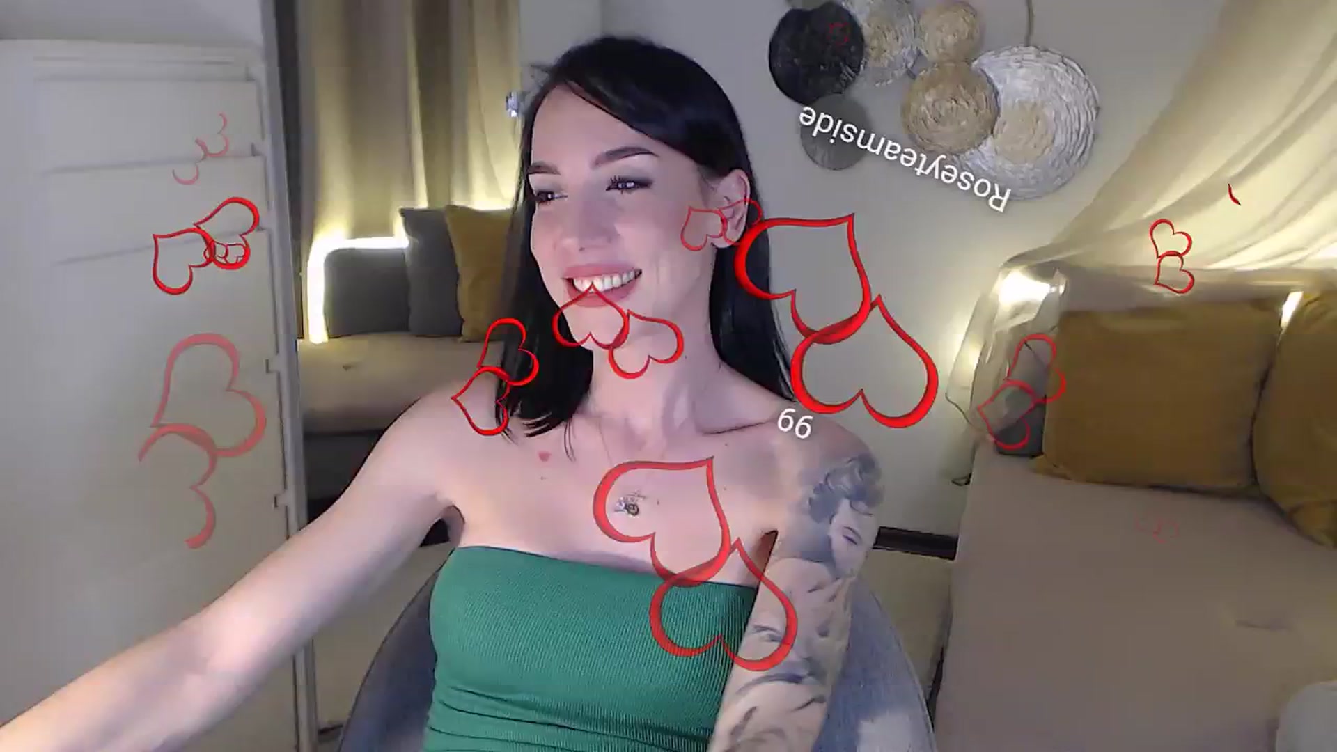 Gallery image thumbnail from RubinRosey's myfreecams stream on, 06/22/2025, 19:11 image 17 of 20