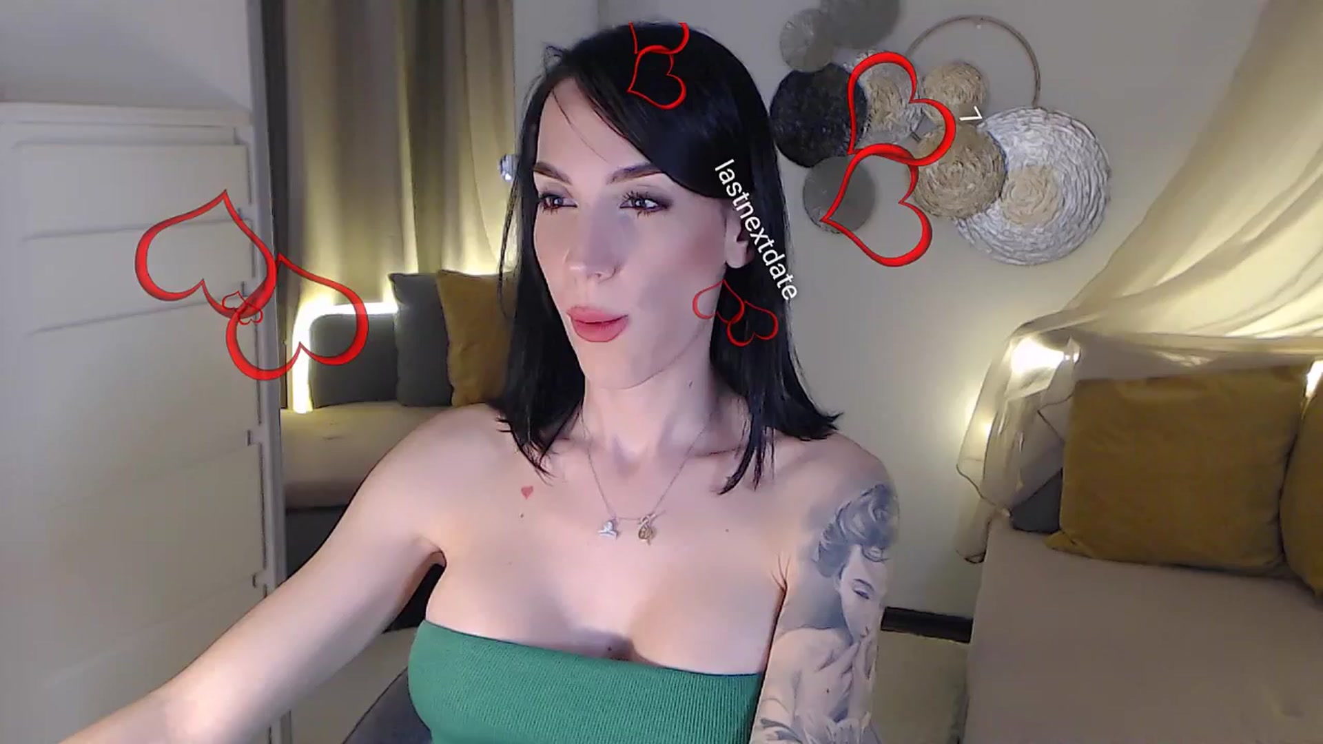 Gallery image thumbnail from RubinRosey's myfreecams stream on, 06/22/2025, 21:25 image 2 of 20