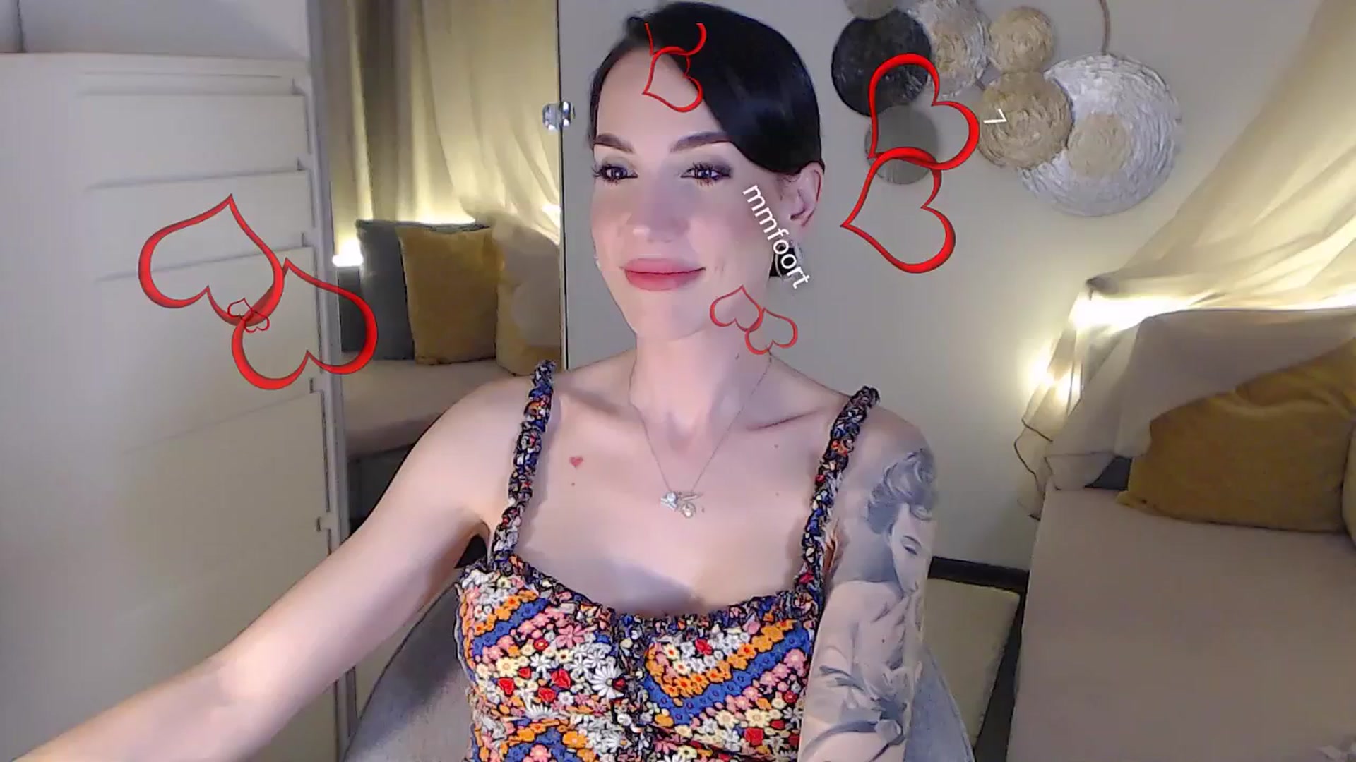 Gallery image thumbnail from RubinRosey's myfreecams stream on, 06/27/2025, 19:00 image 12 of 20