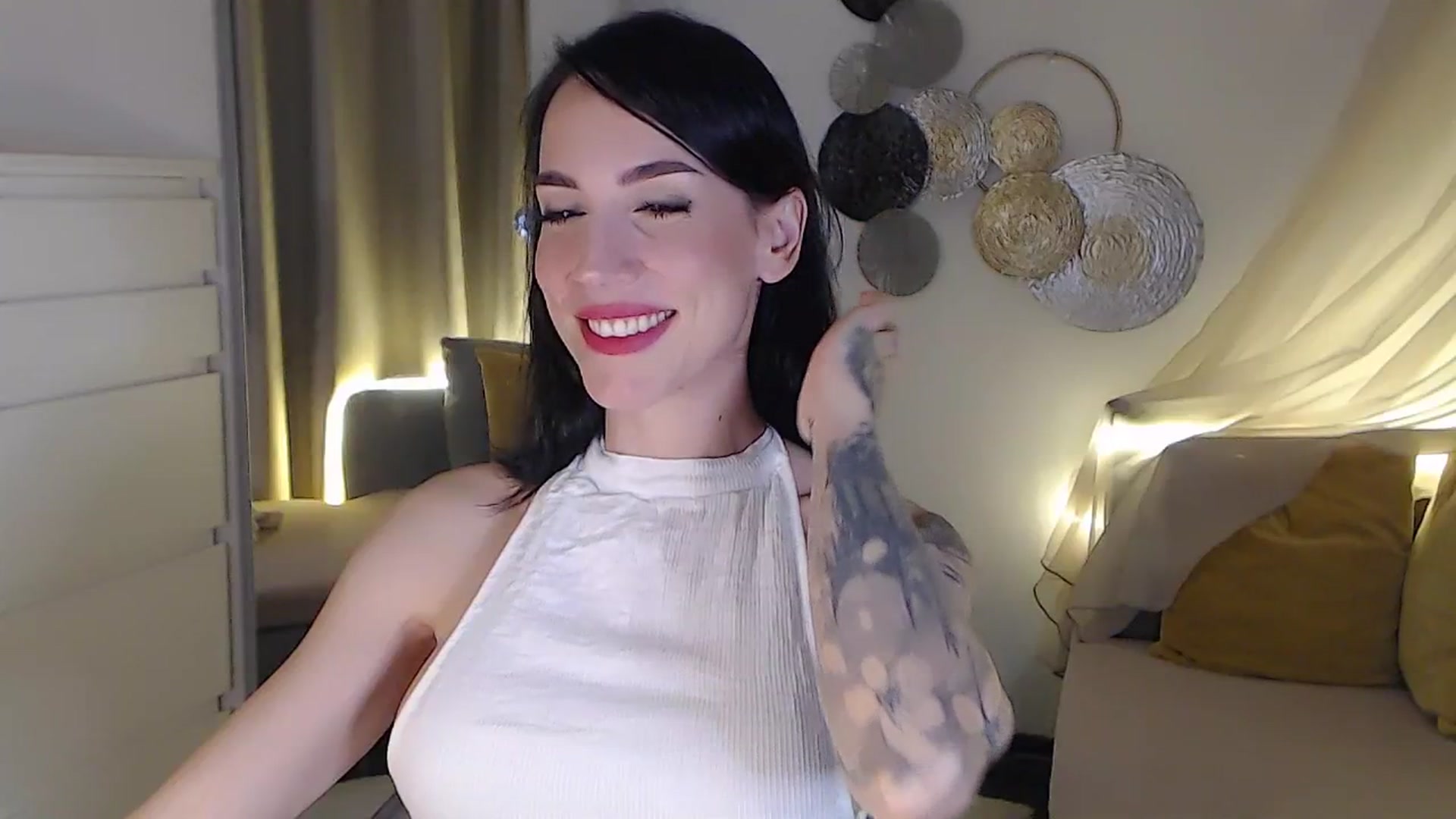 Gallery image thumbnail from RubinRosey's myfreecams stream on, 06/28/2025, 19:53 image 3 of 20