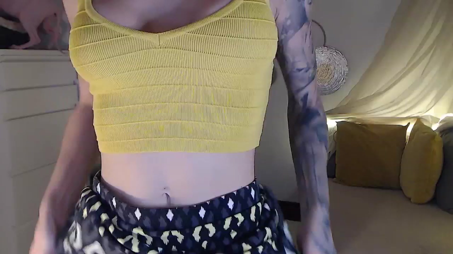Gallery image thumbnail from RubinRosey's myfreecams stream on, 06/29/2025, 19:01 image 17 of 20