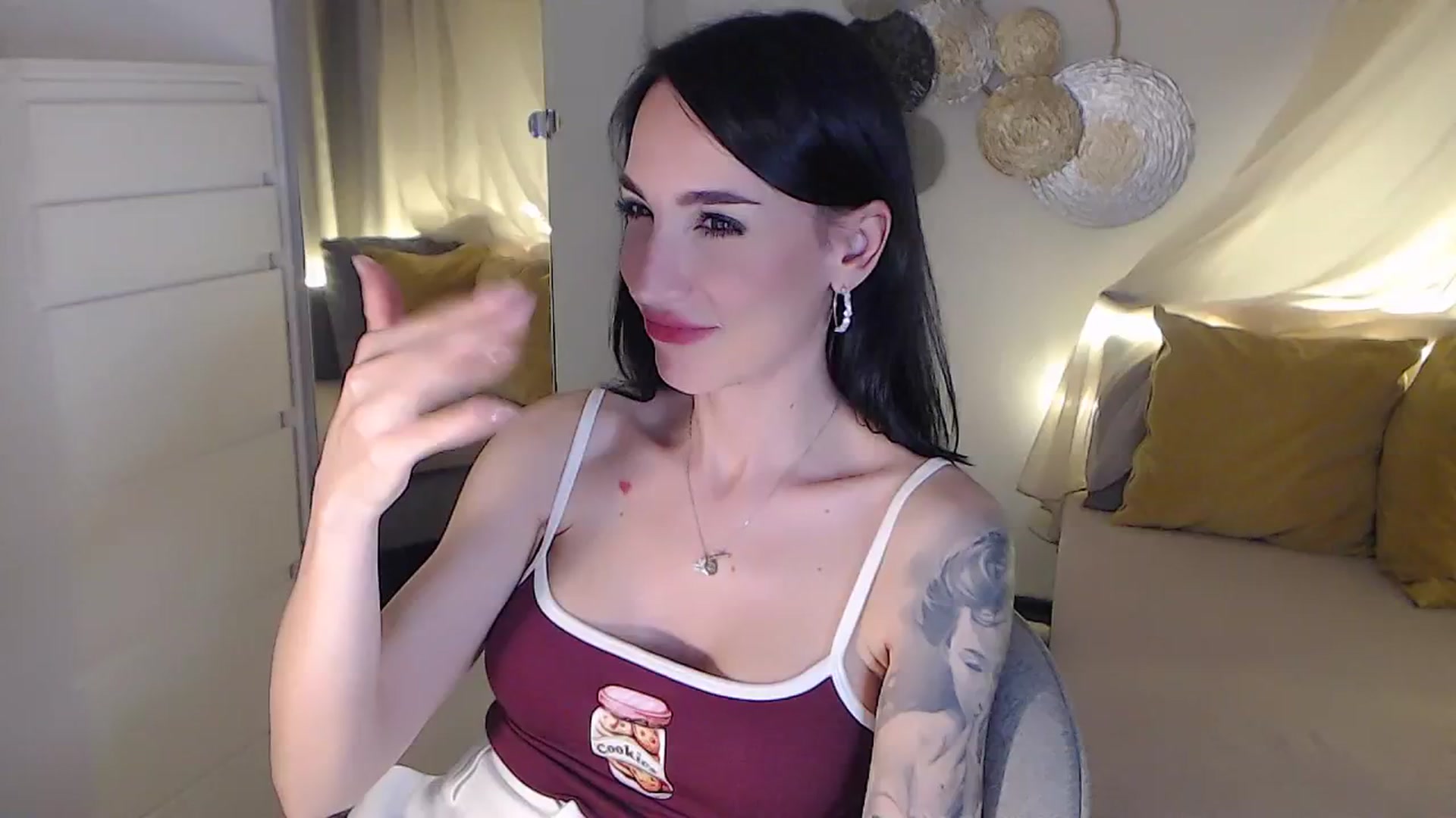 Gallery image thumbnail from RubinRosey's myfreecams stream on, 07/02/2025, 20:19 image 6 of 20