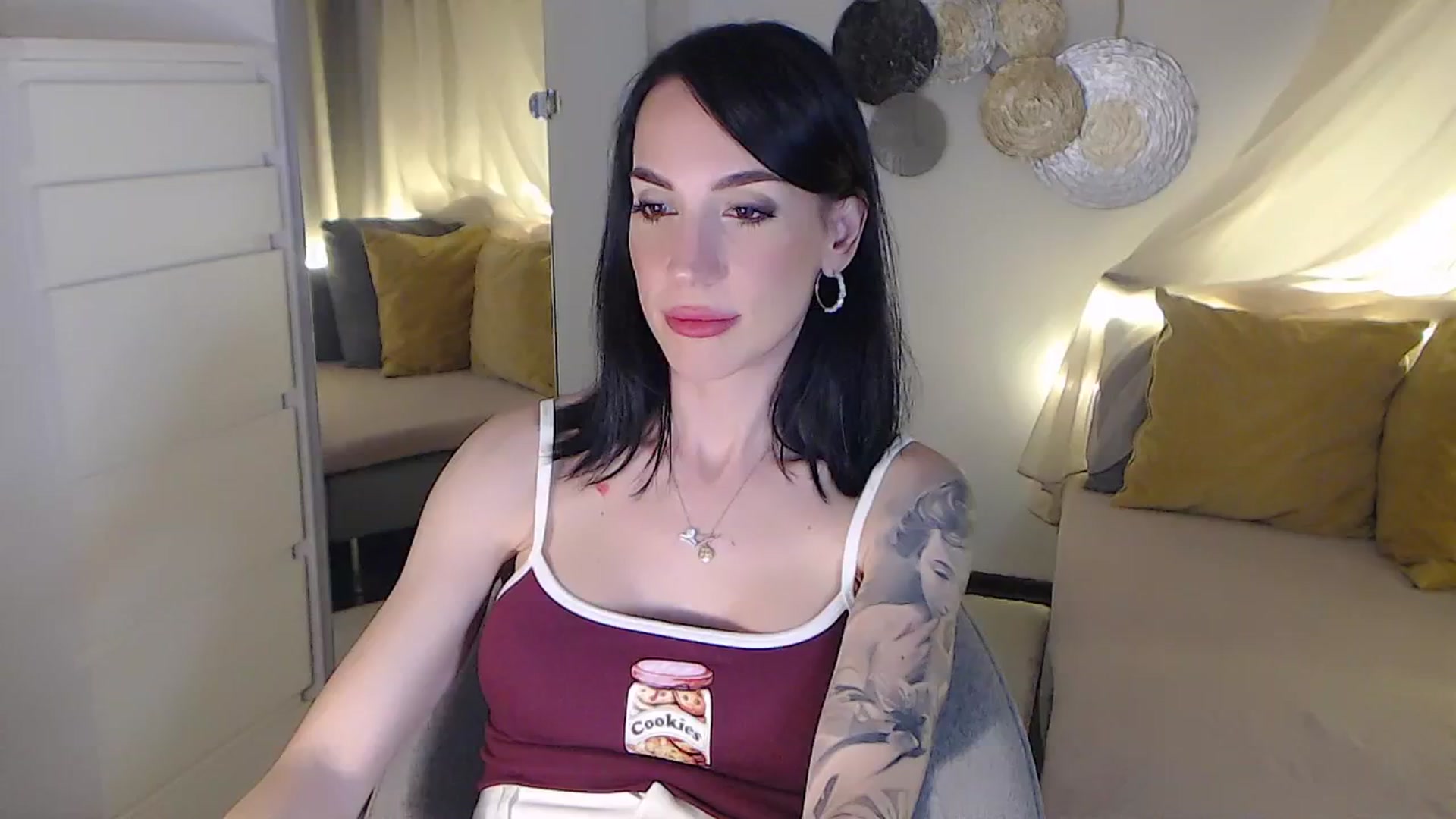 Gallery image thumbnail from RubinRosey's myfreecams stream on, 07/02/2025, 21:41 image 16 of 20